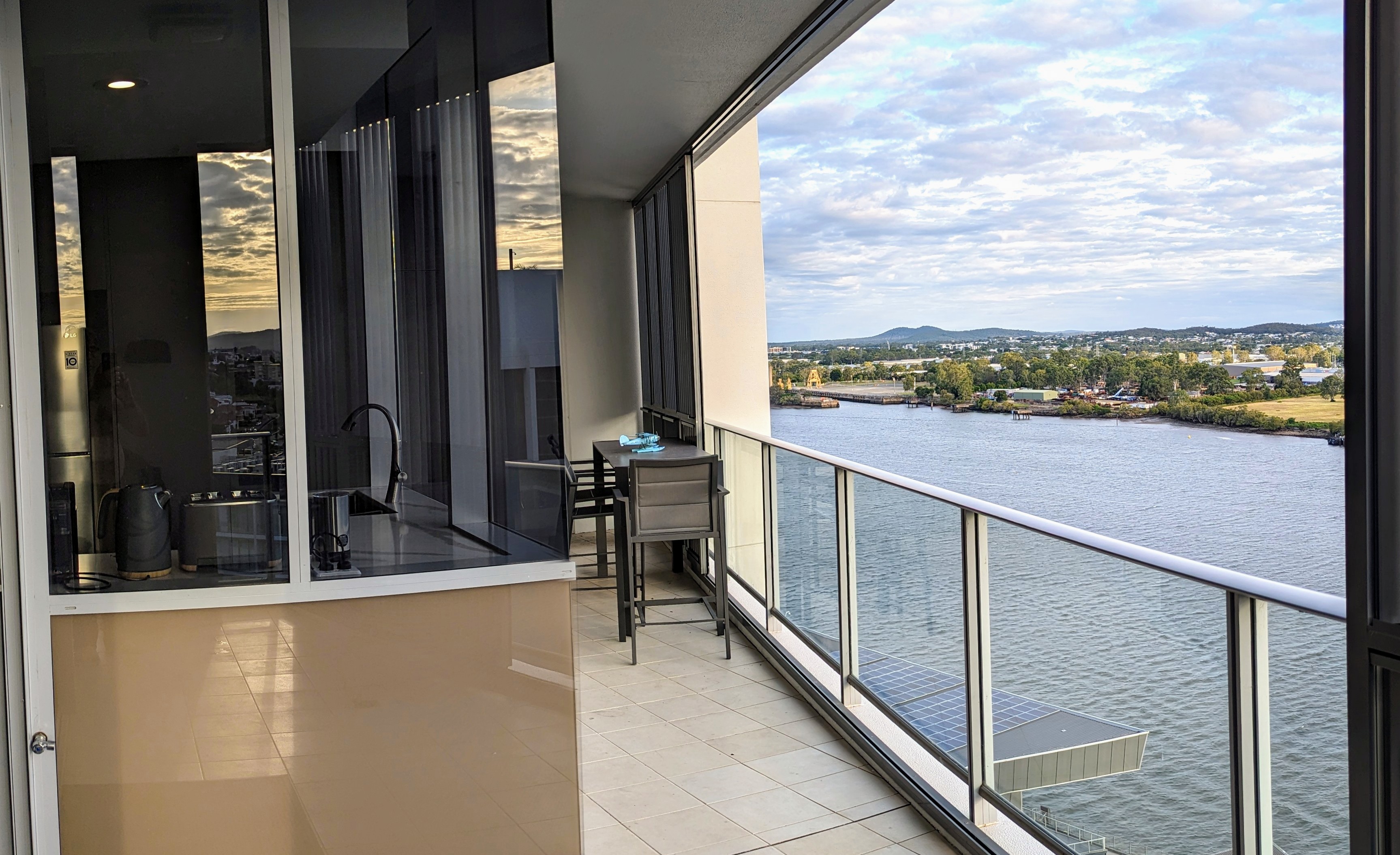 Two Bedroom Two Bathroom Apartment - River View with Balcony