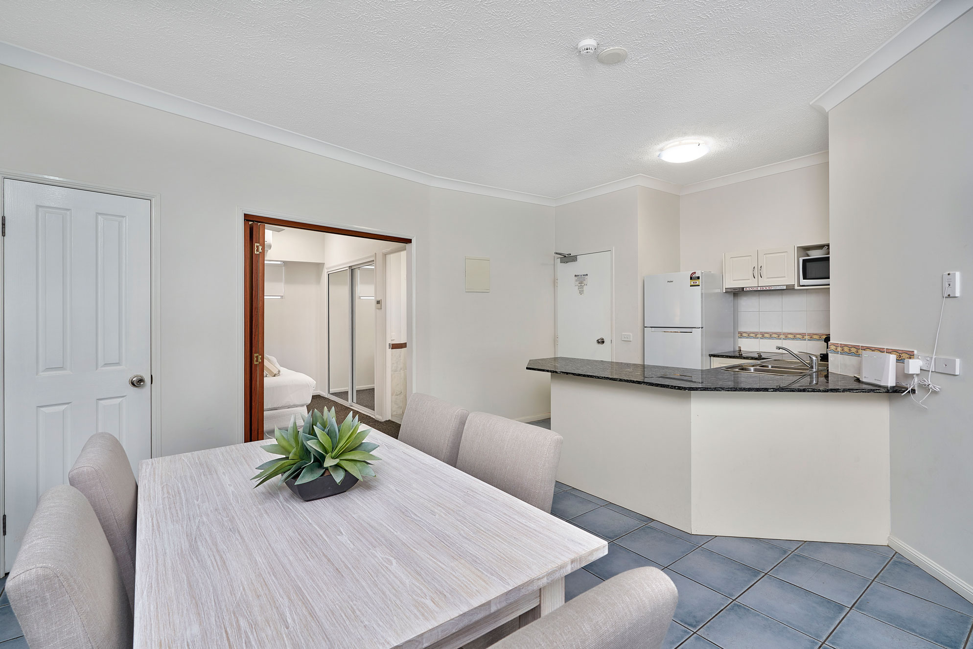 Alassio 2 Bedroom With Pool Access 104