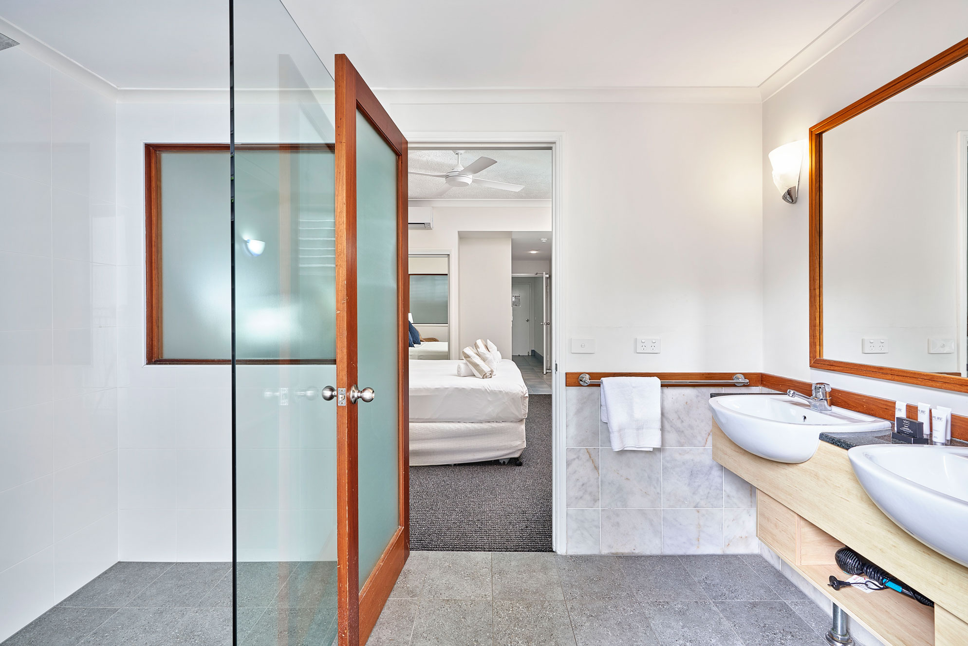 Alassio 2 Bedroom With Pool Access 104