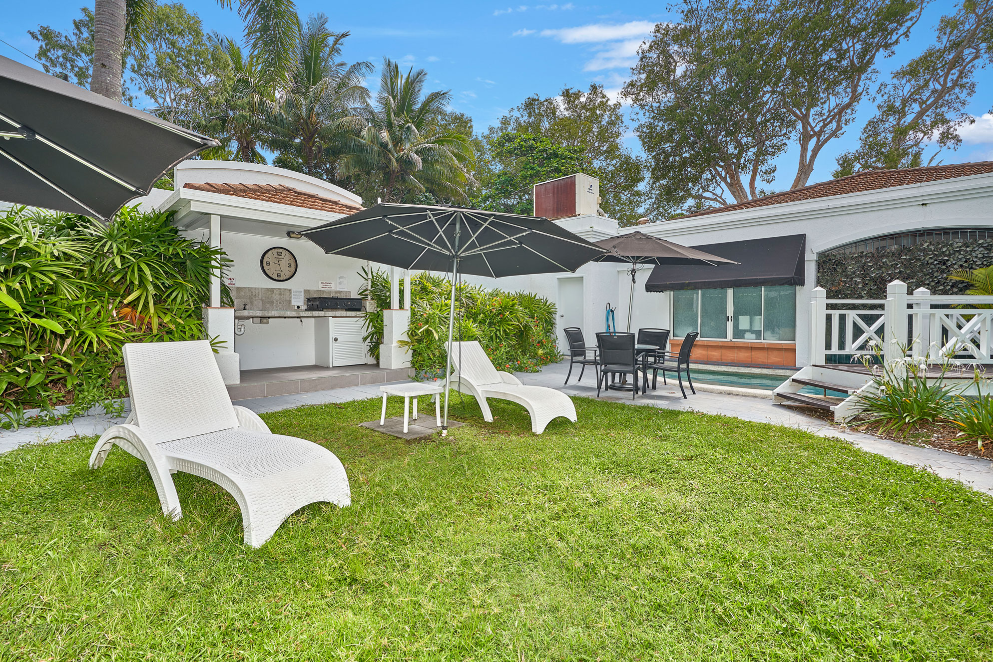 Alassio 2 Bedroom With Pool Access 104