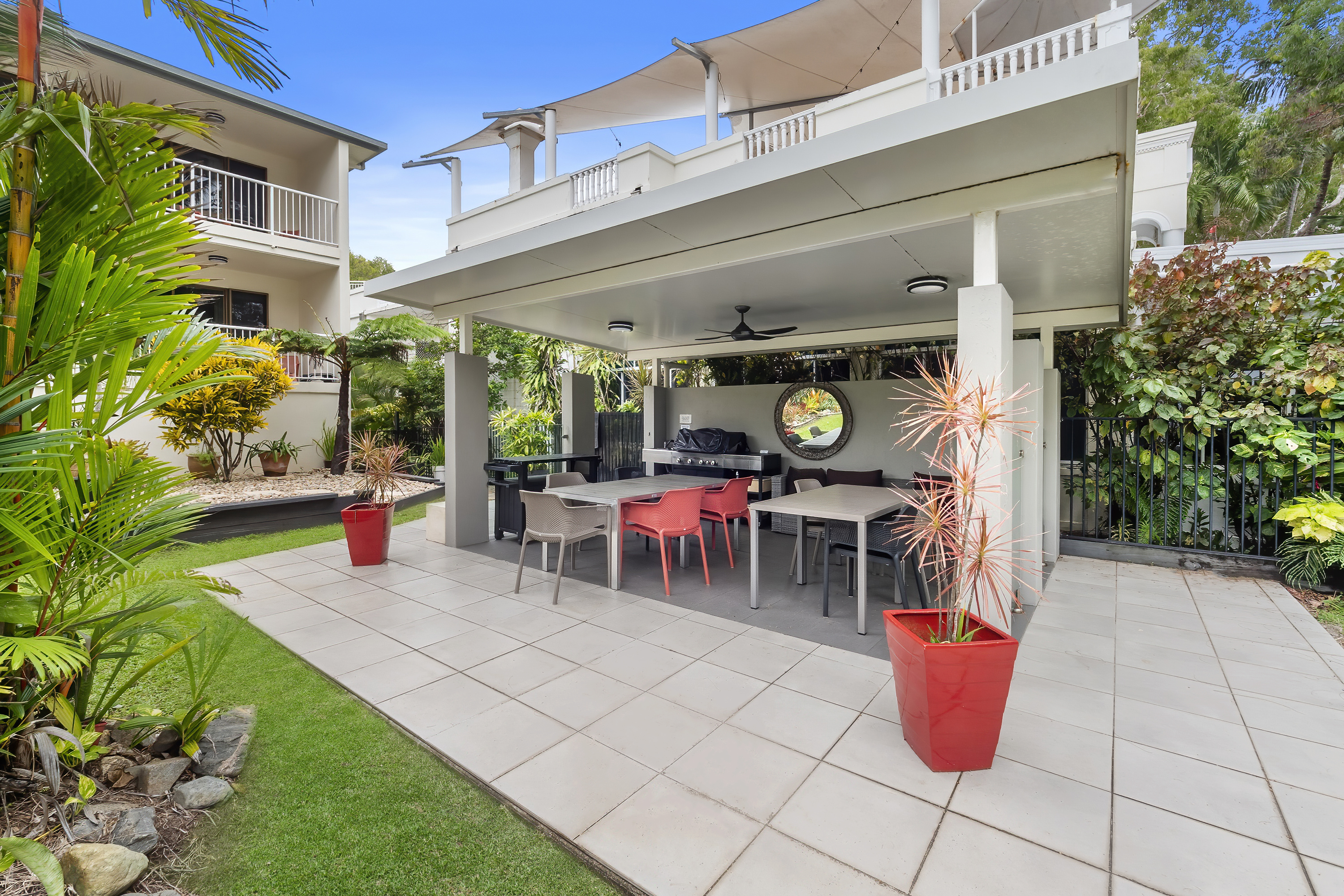 Pippi at Palm Cove - Melaleuca 17
