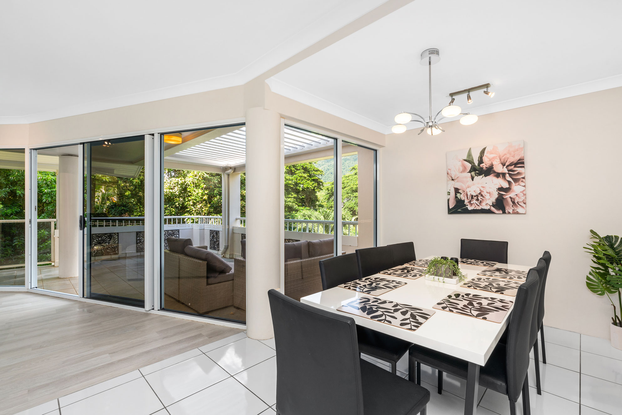 Coral Coast Resort Top Floor 3 Bedroom Apartment 242