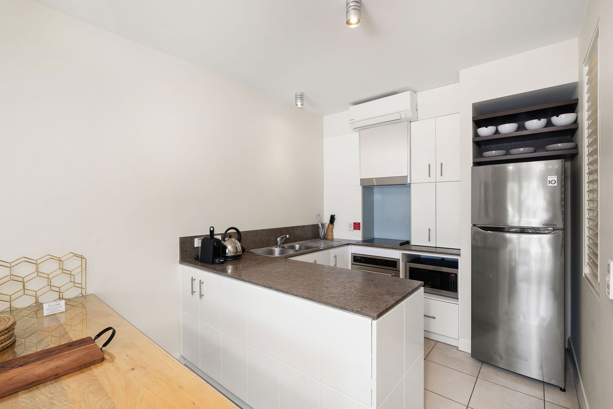 Beach Club 1 Bedroom with Rooftop Terrace 3134