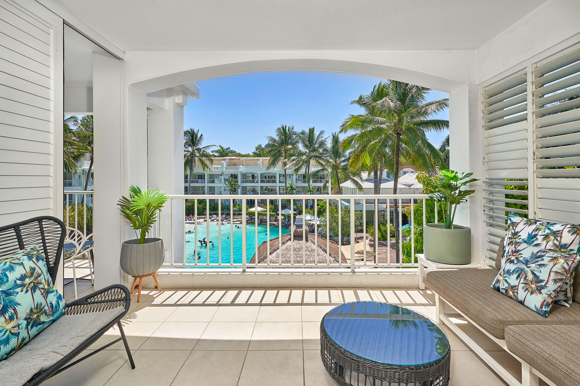 Beach Club 1 Bedroom with Rooftop Terrace 3134