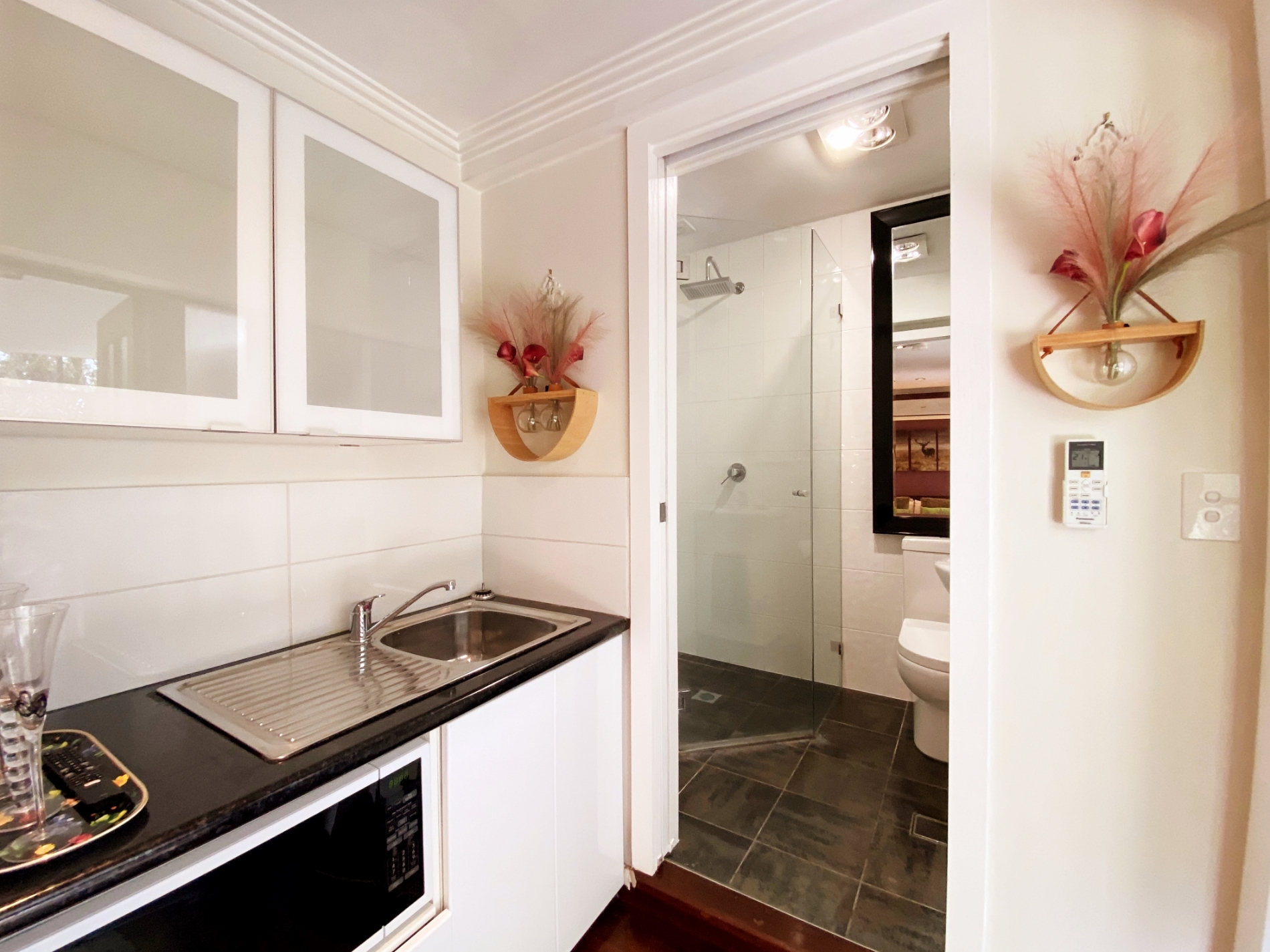 Studio 2/2 Swan St