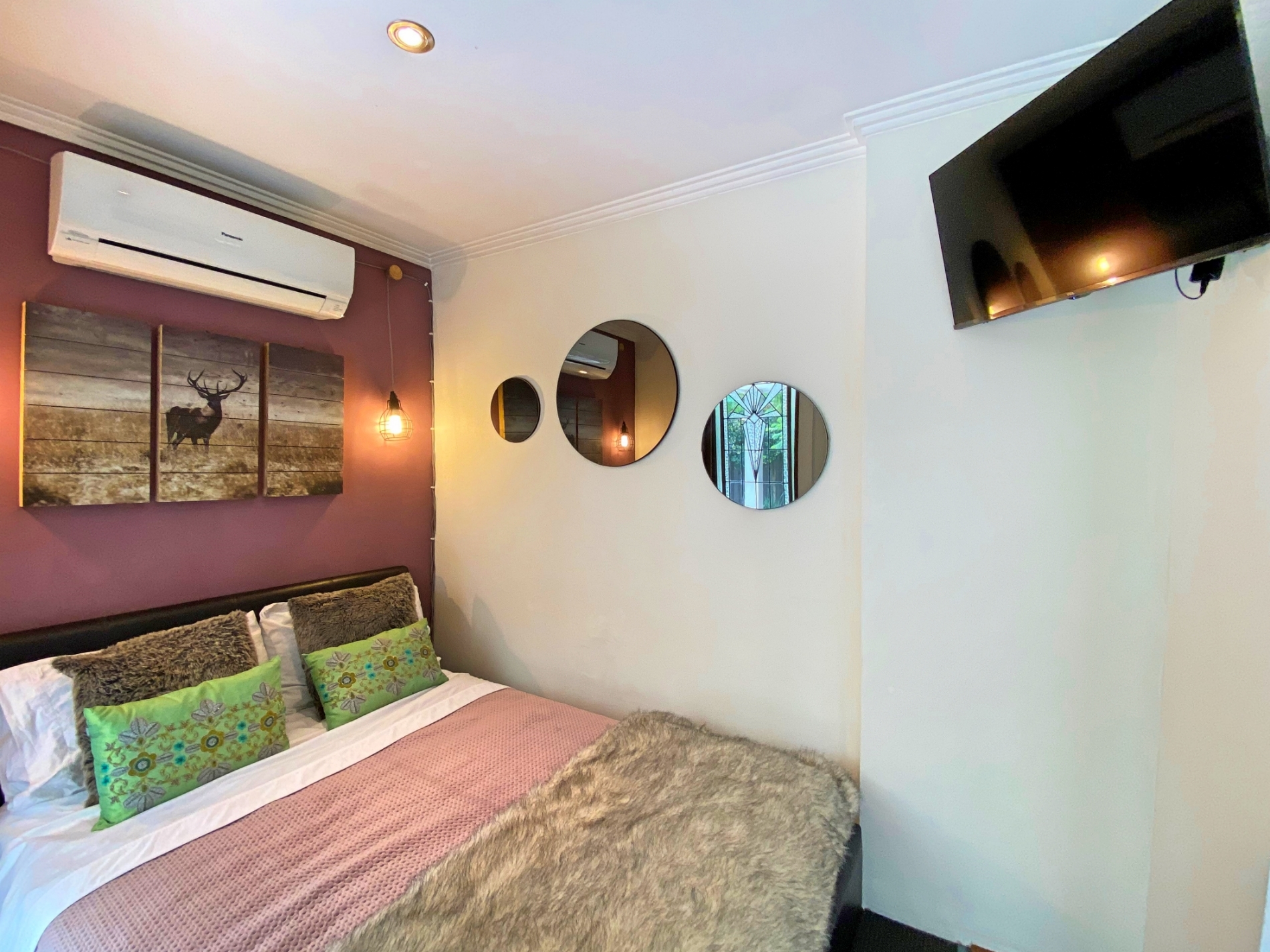 Studio 2/2 Swan St