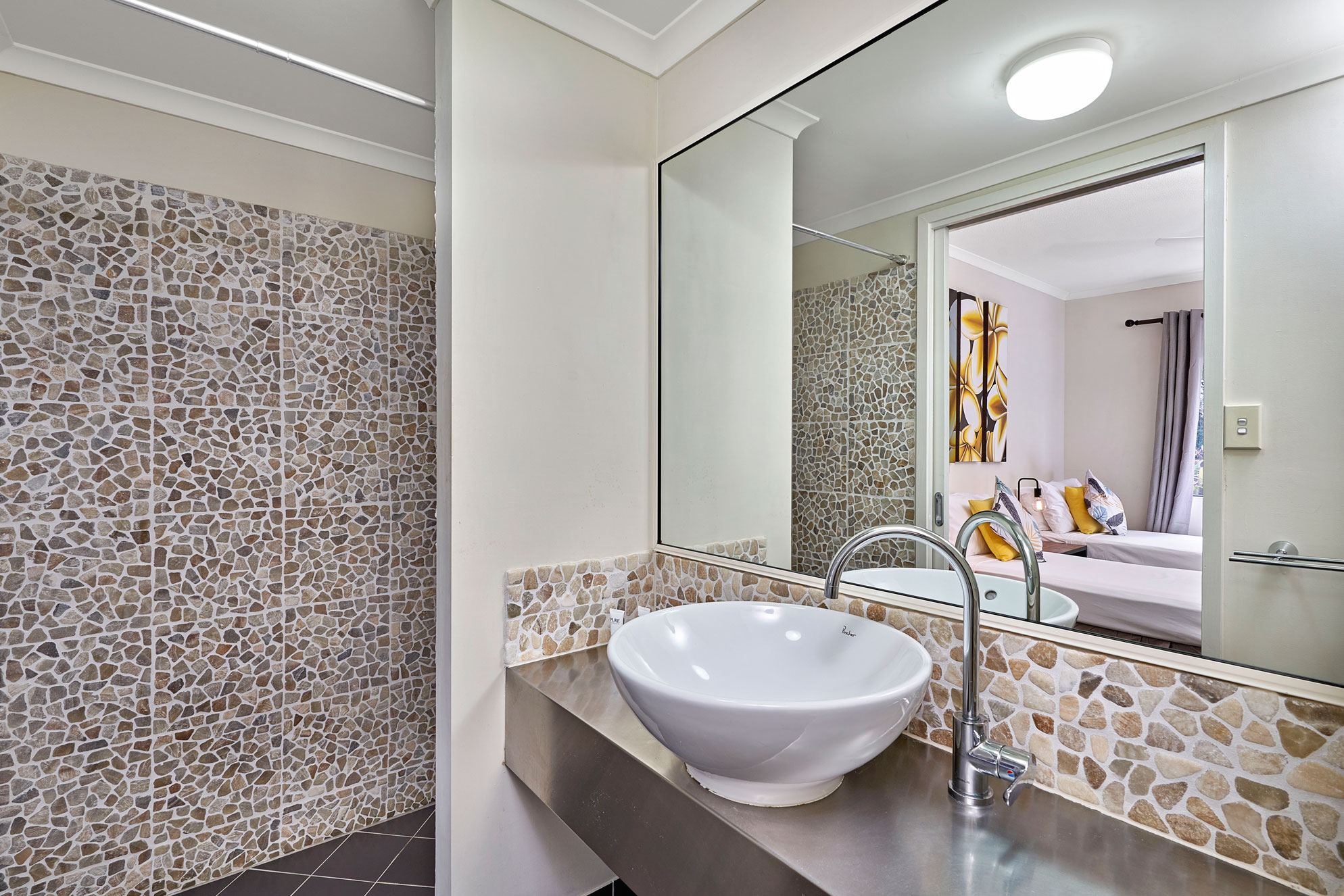 Mango Resort 2 Bedroom with Direct Pool Access 26 