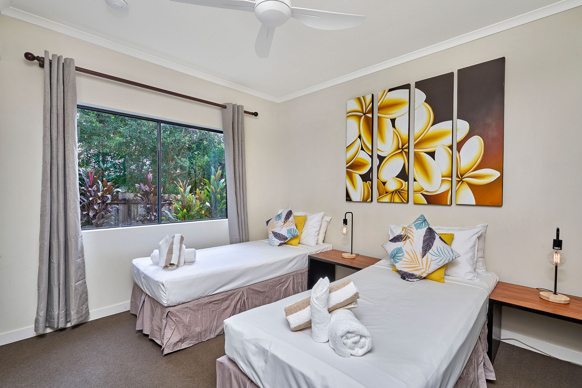 Mango Resort 2 Bedroom with Direct Pool Access 26 