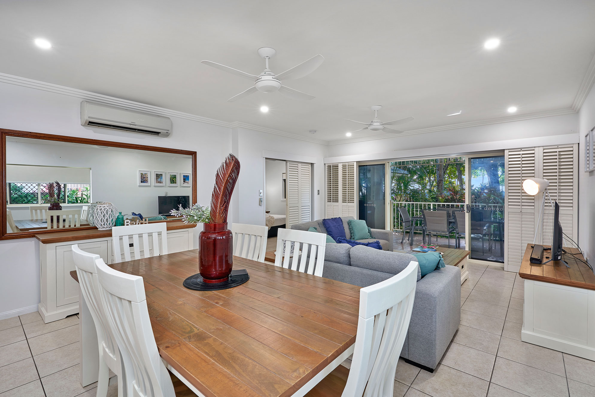 Arlington 3 Bedroom Beachfront #6 Clifton Beach