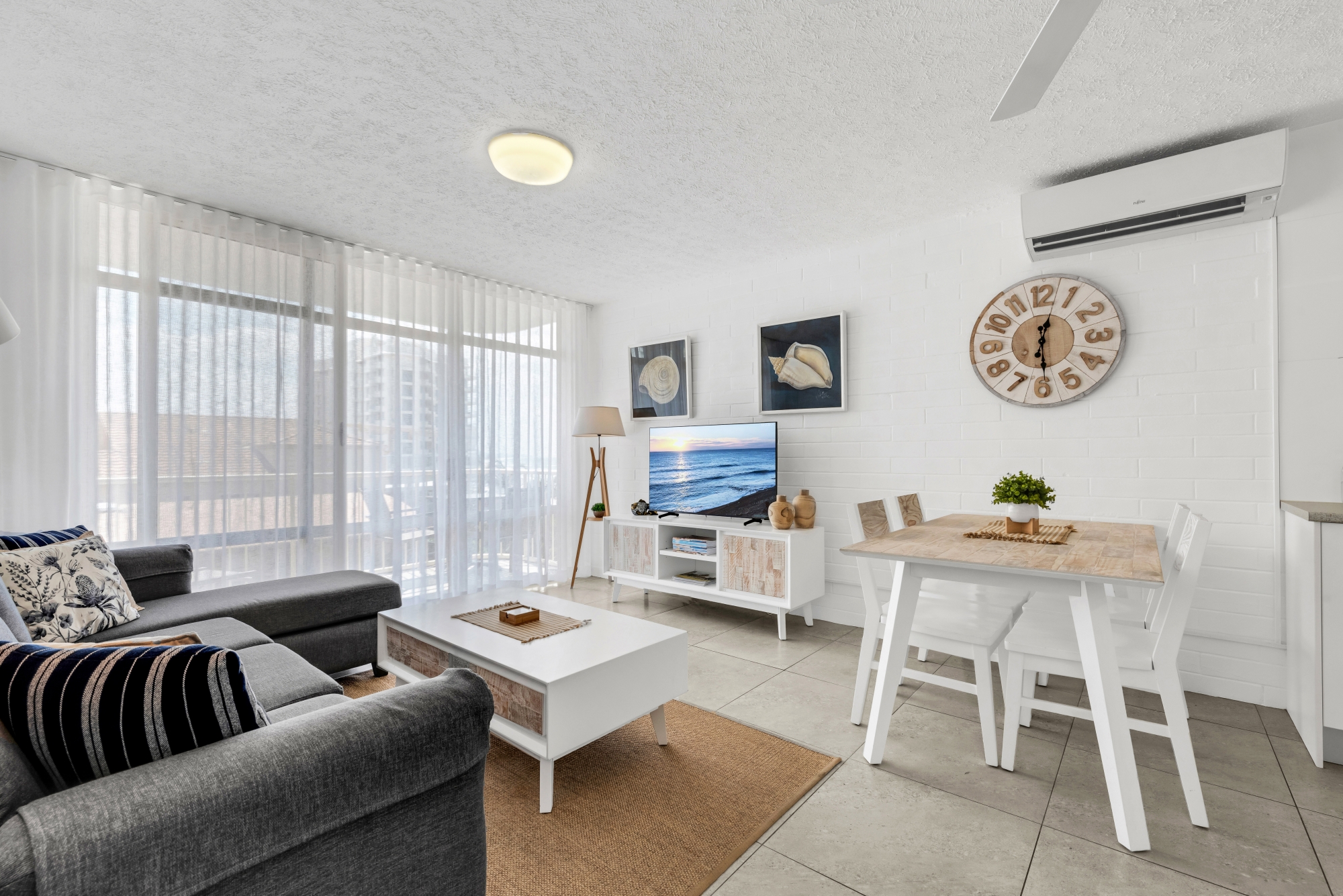 2 Bedroom Apartment with Ocean View