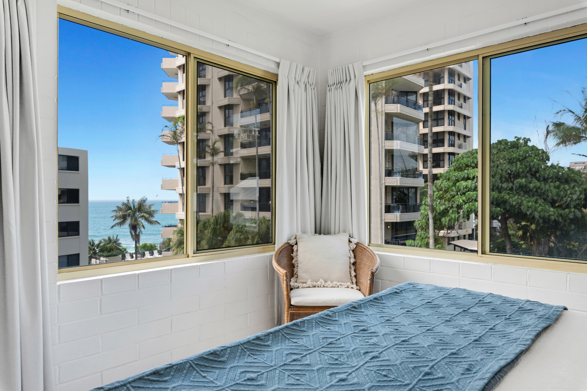 1 Bedroom Apartment with Ocean View