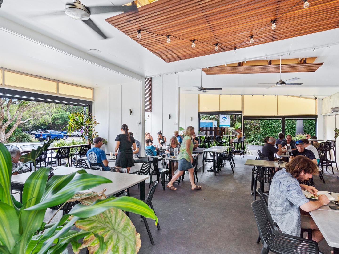 Straddie Eats 