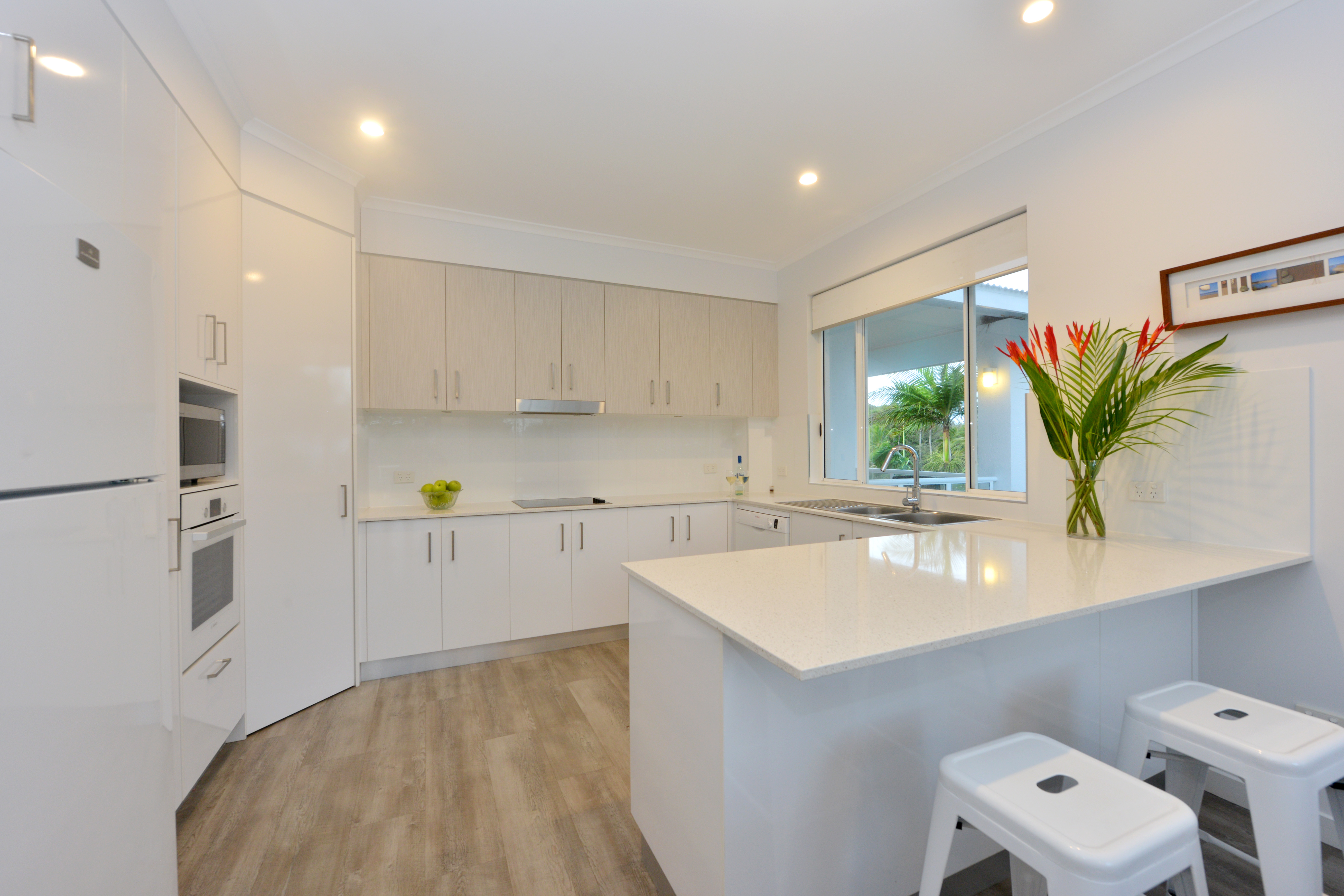 3 Bedroom LUXE Ocean View Apartment