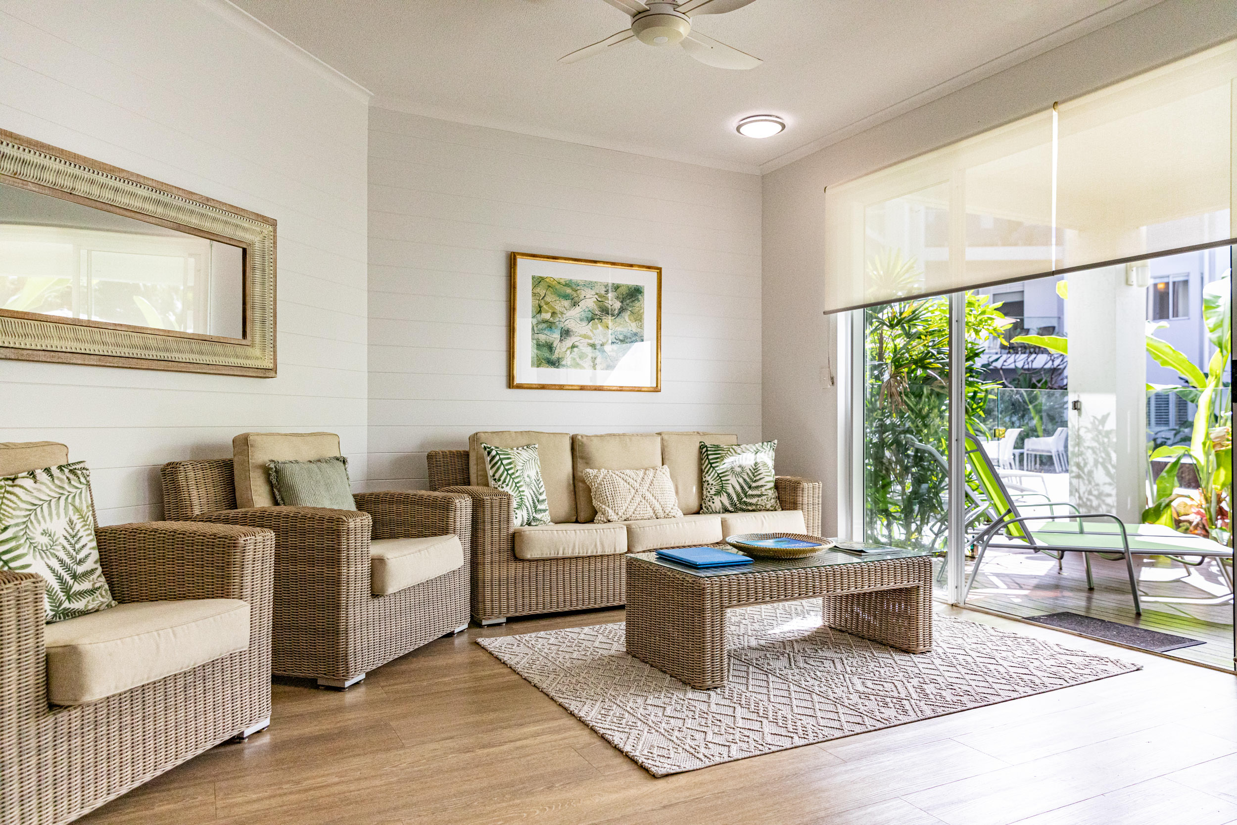 2 Bedroom LUXE Pool Deck Apartment