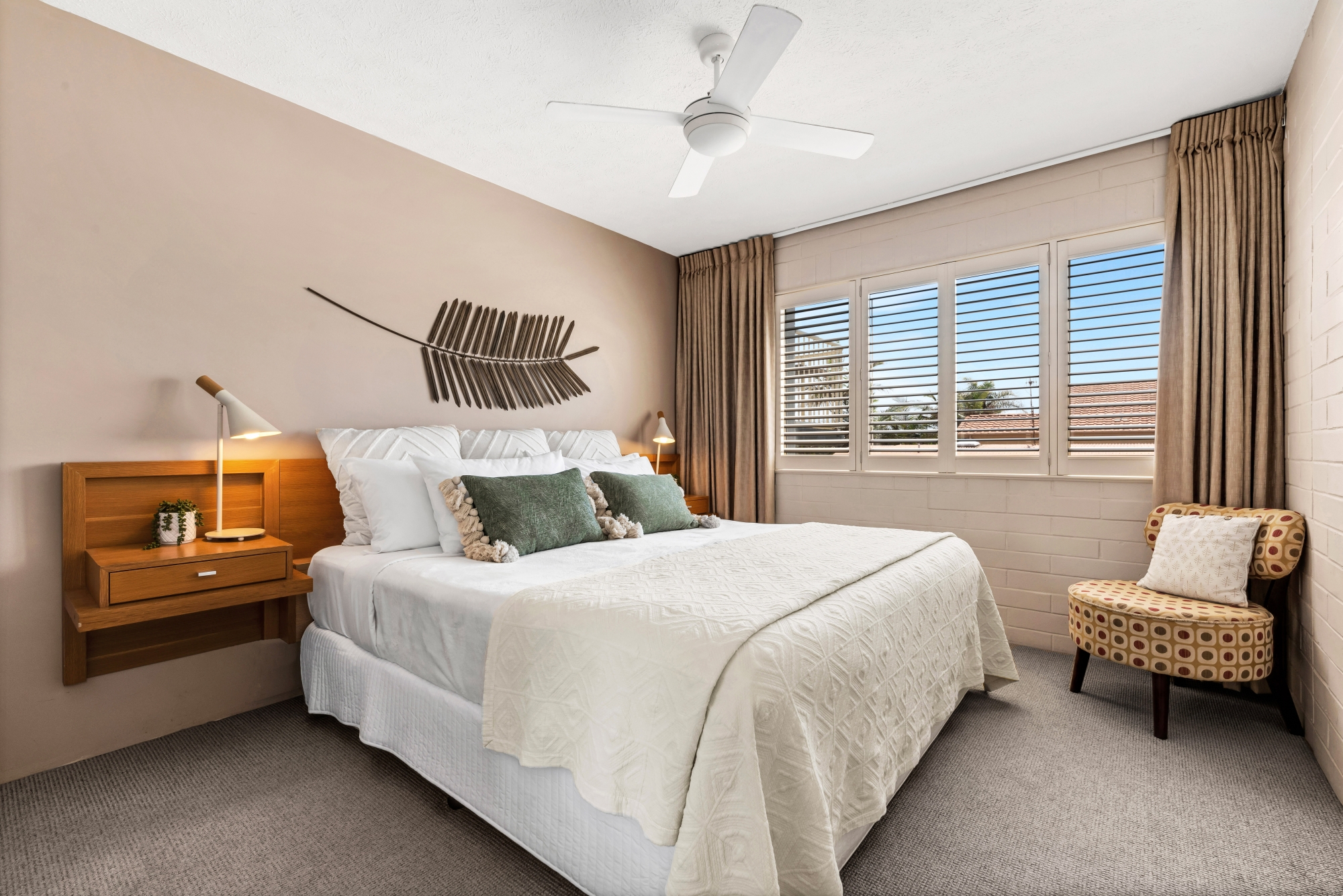 1 Bedroom Apartment with Ocean View