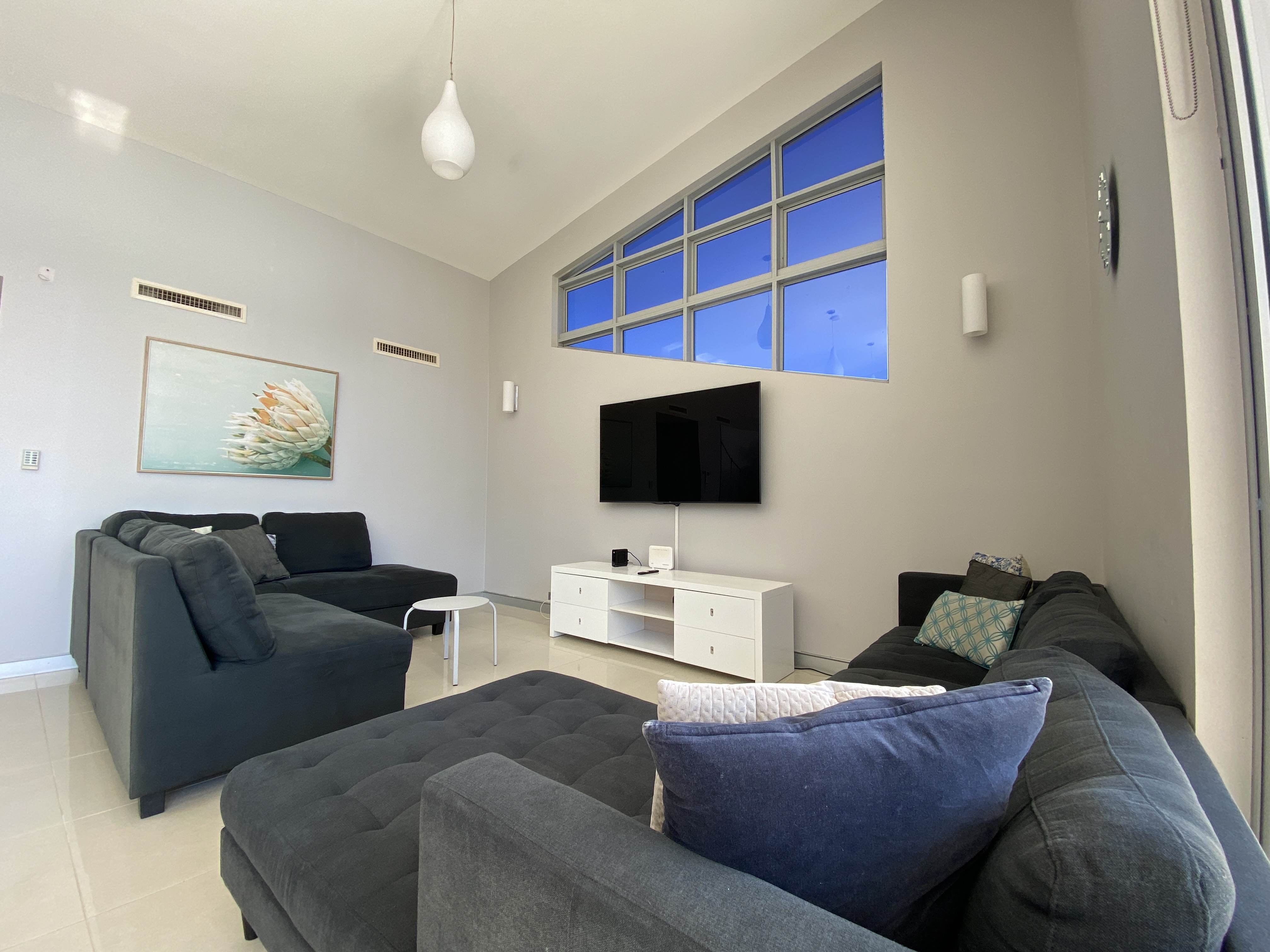 4 Bedroom Apartment