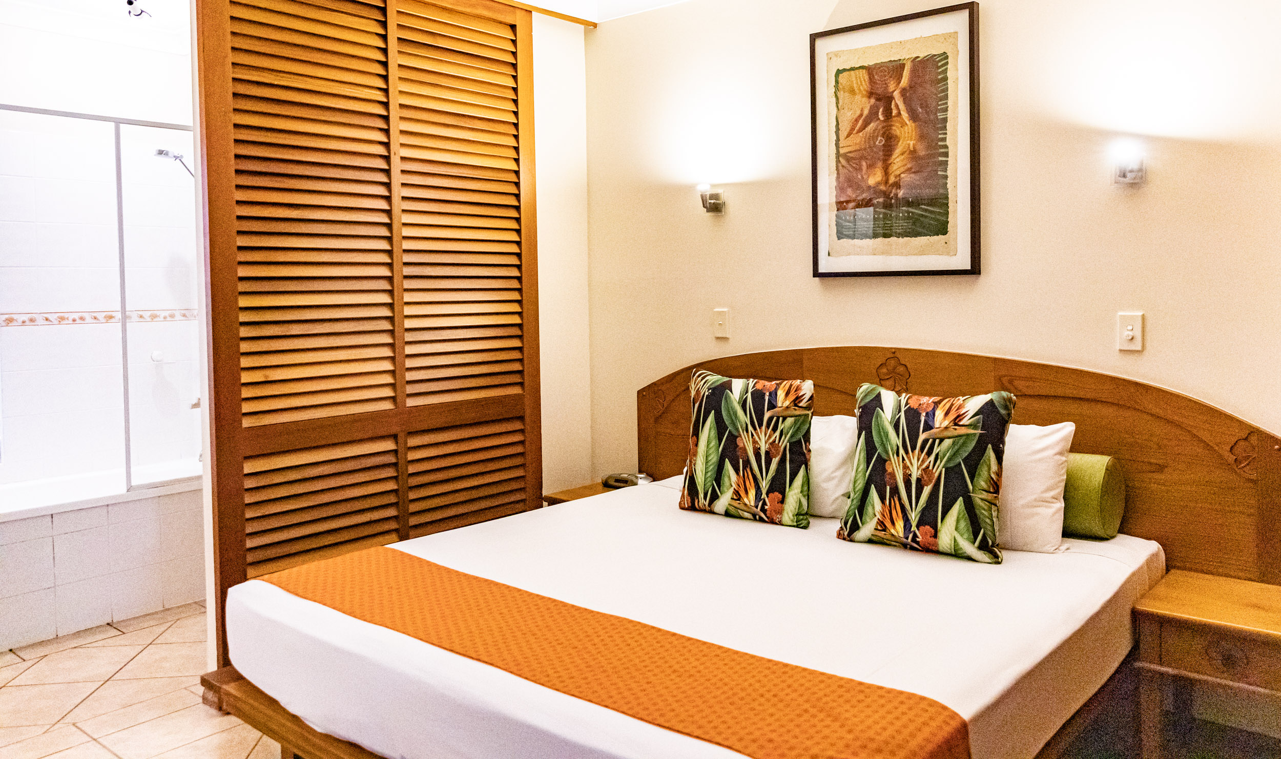 2 Bedroom Ensuite Apartment