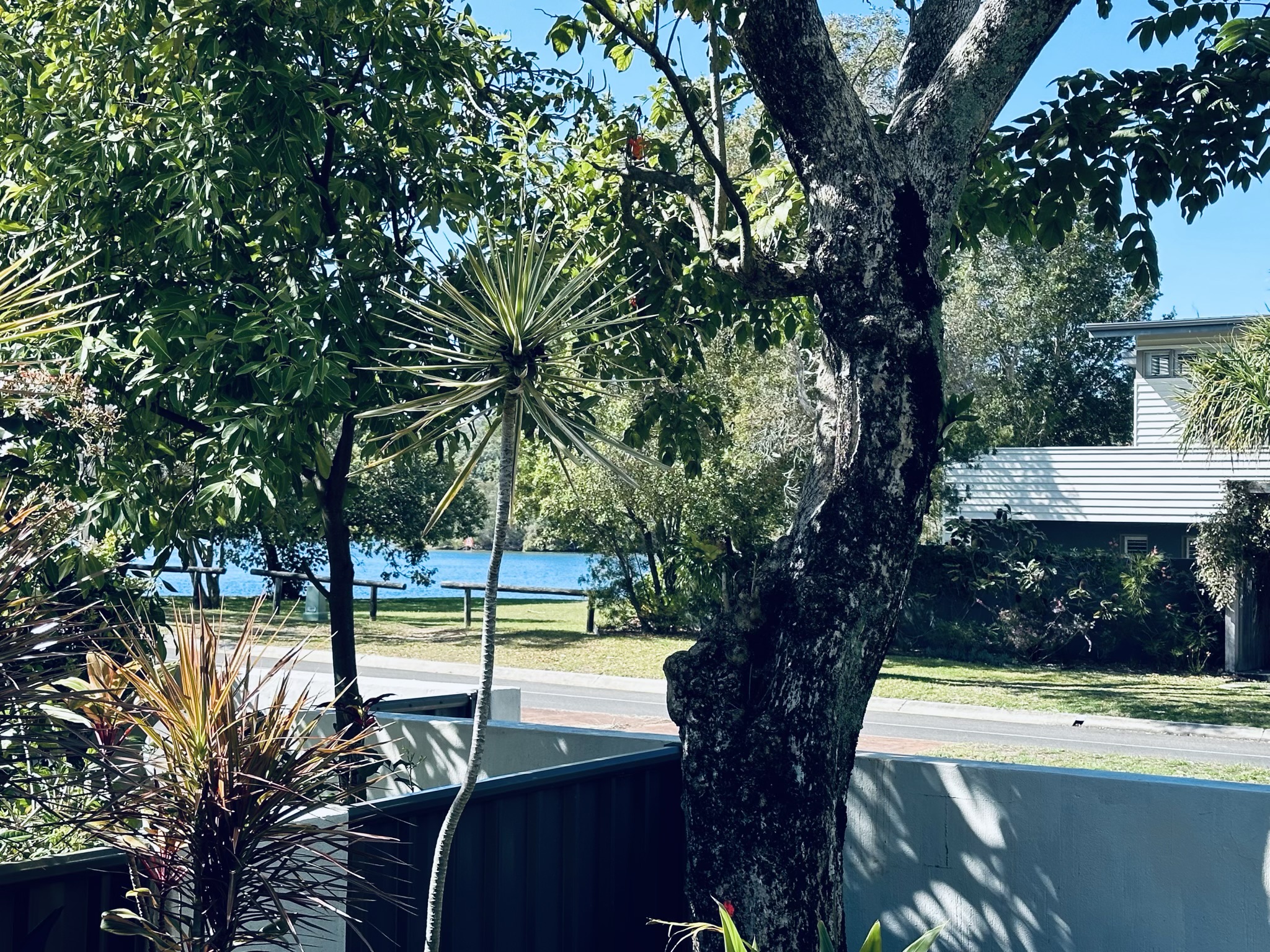 Unit 2  Central Noosa River Hideaway