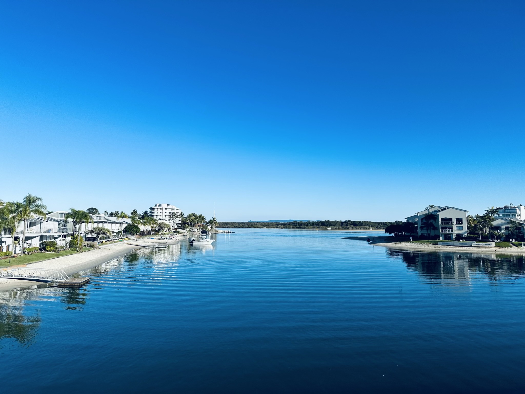 Unit 2  Central Noosa River Hideaway