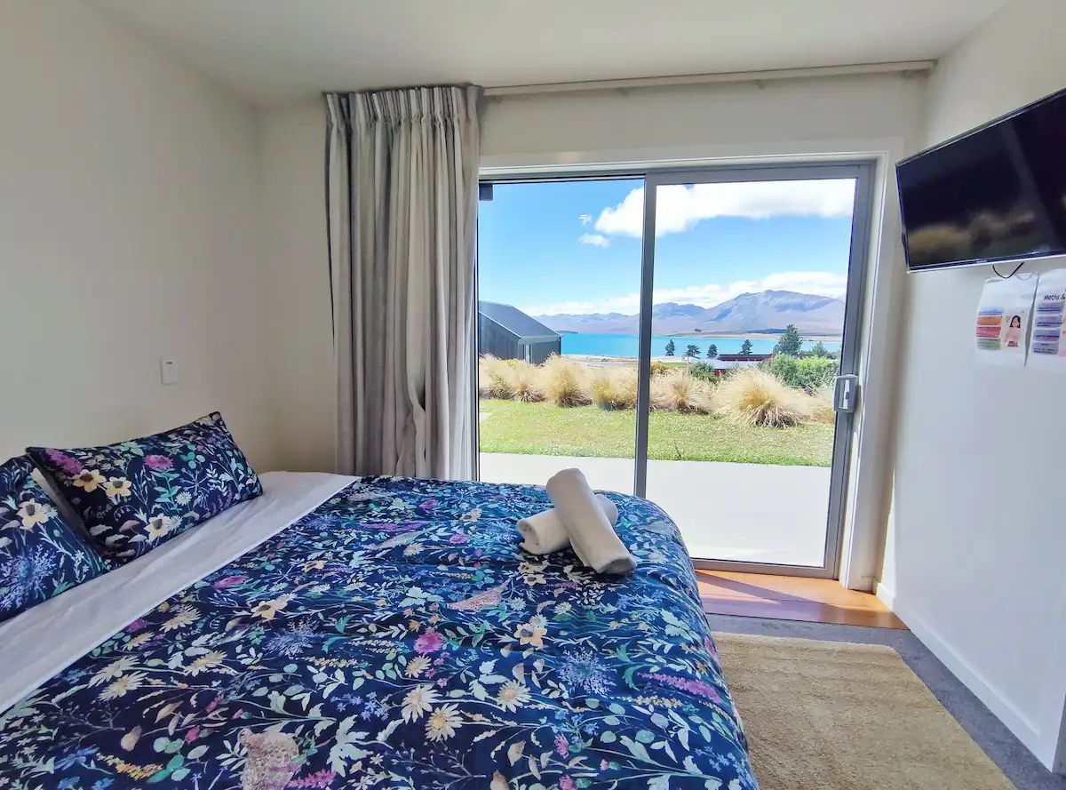 Antair Lakeview Lodge #2 Lakeview Room