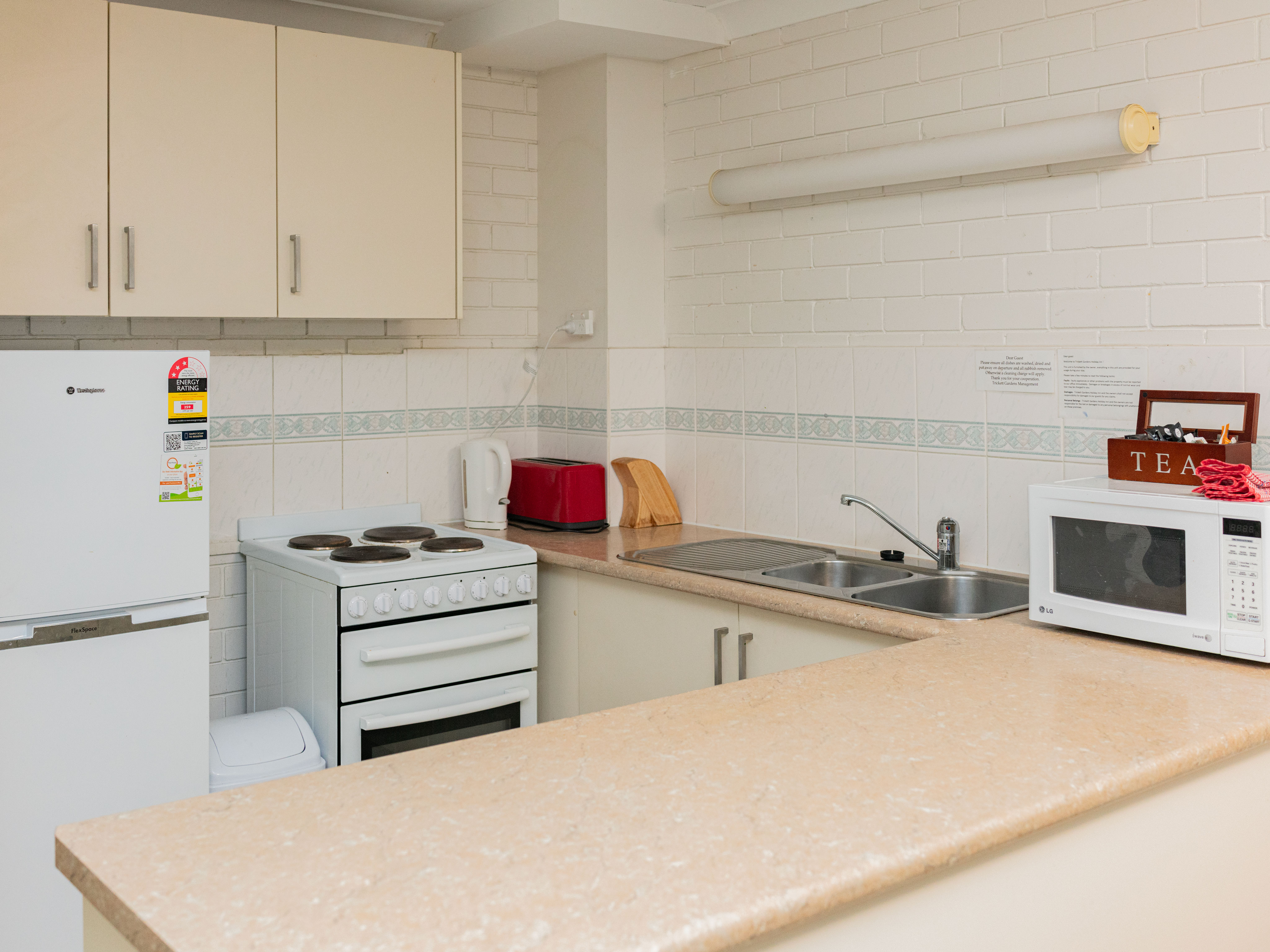 1 Bedroom Apartment