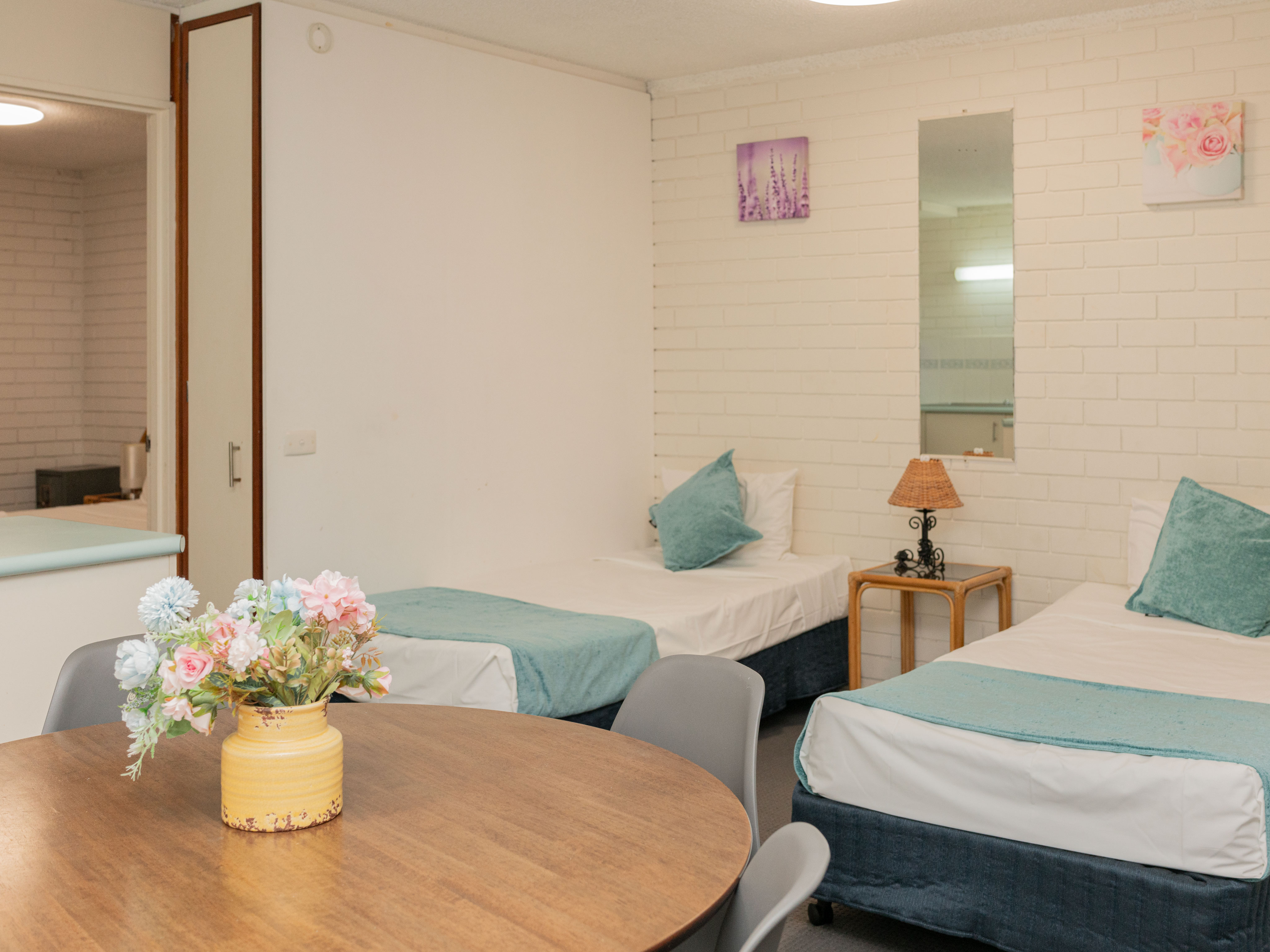 1 Bedroom Apartment