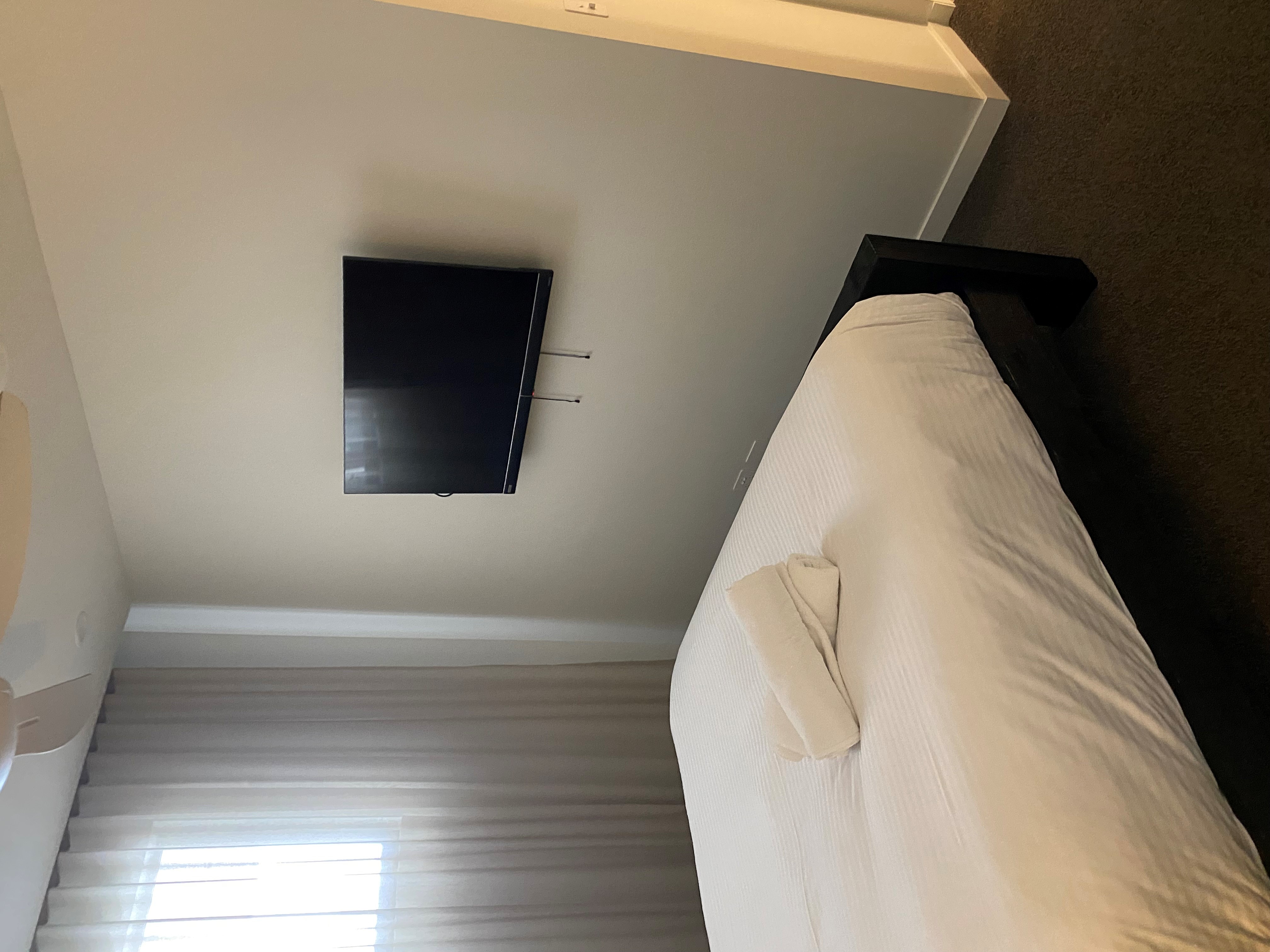 UNIT 10708 THE COSMOPOLITAN COTTON TREE  96 MEMORIAL AV