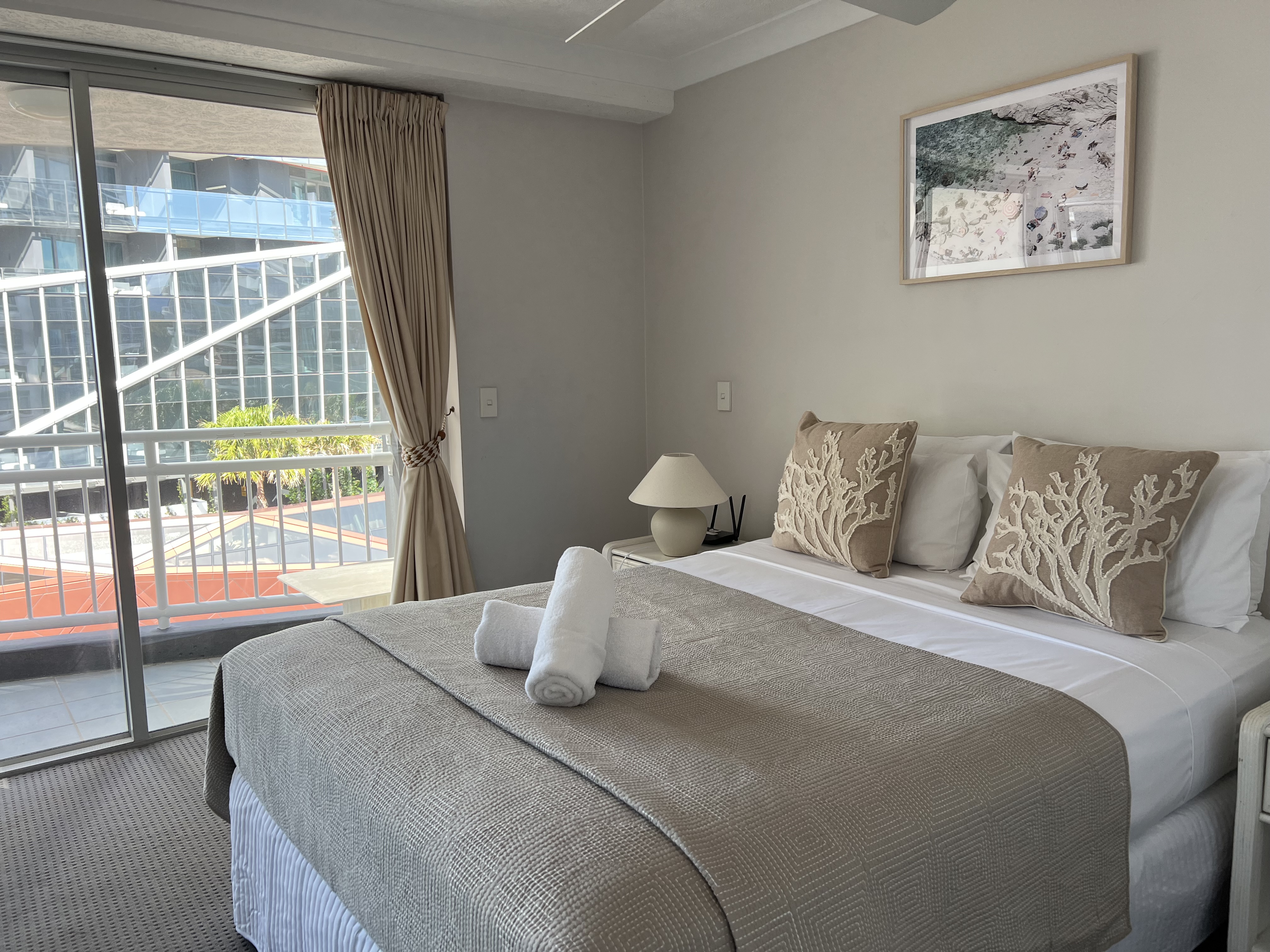 Wharf - 2 Bedroom Ocean View Apartment
