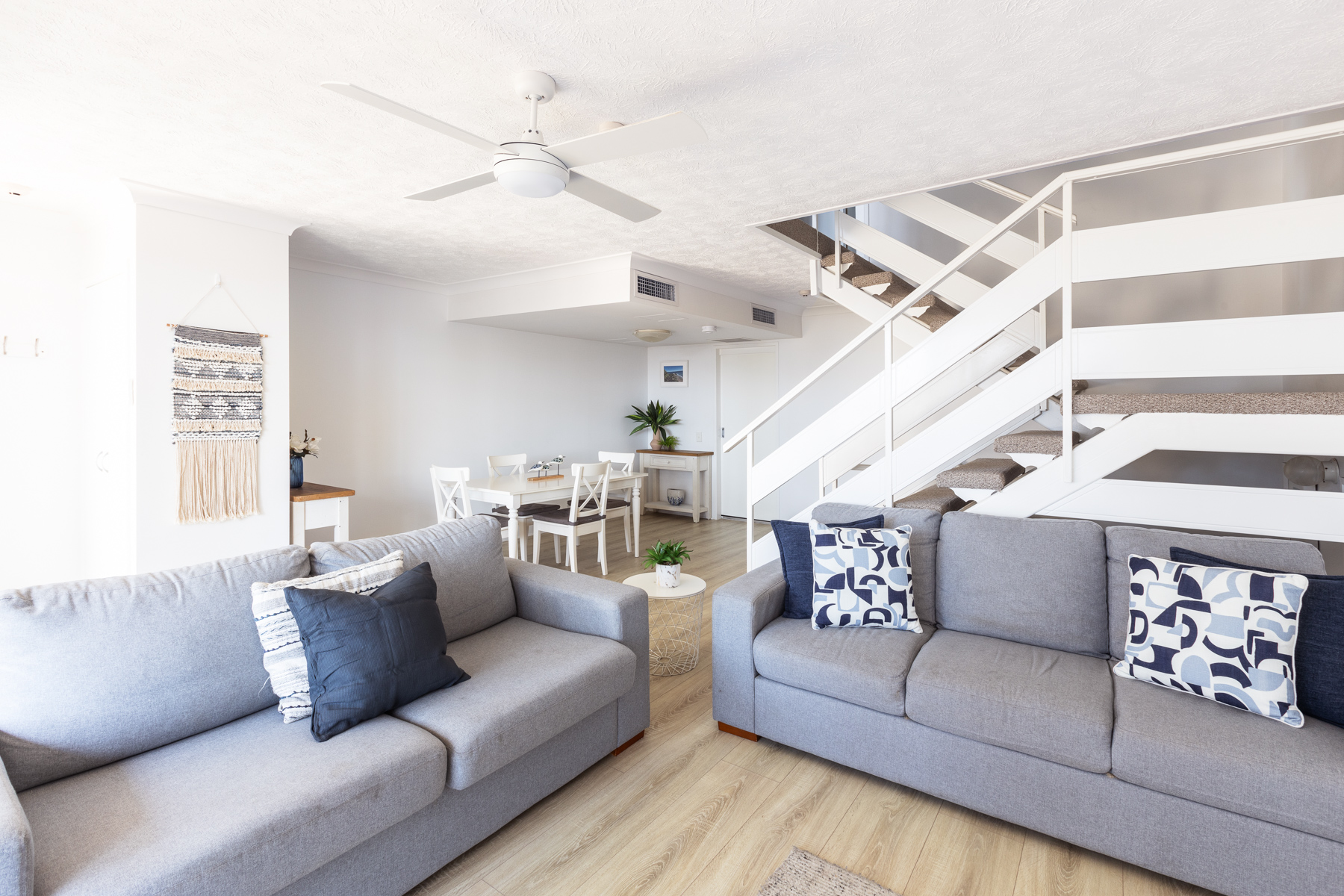 	 Town House 04- Ground level 2 Bedroom 2 Story Townhouse Superior