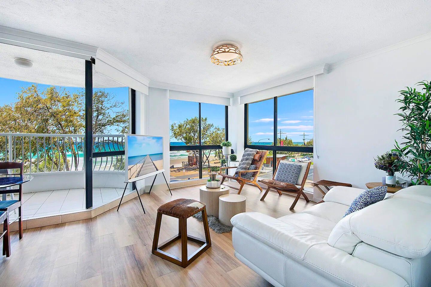 2 Bedroom Deluxe Apartment
