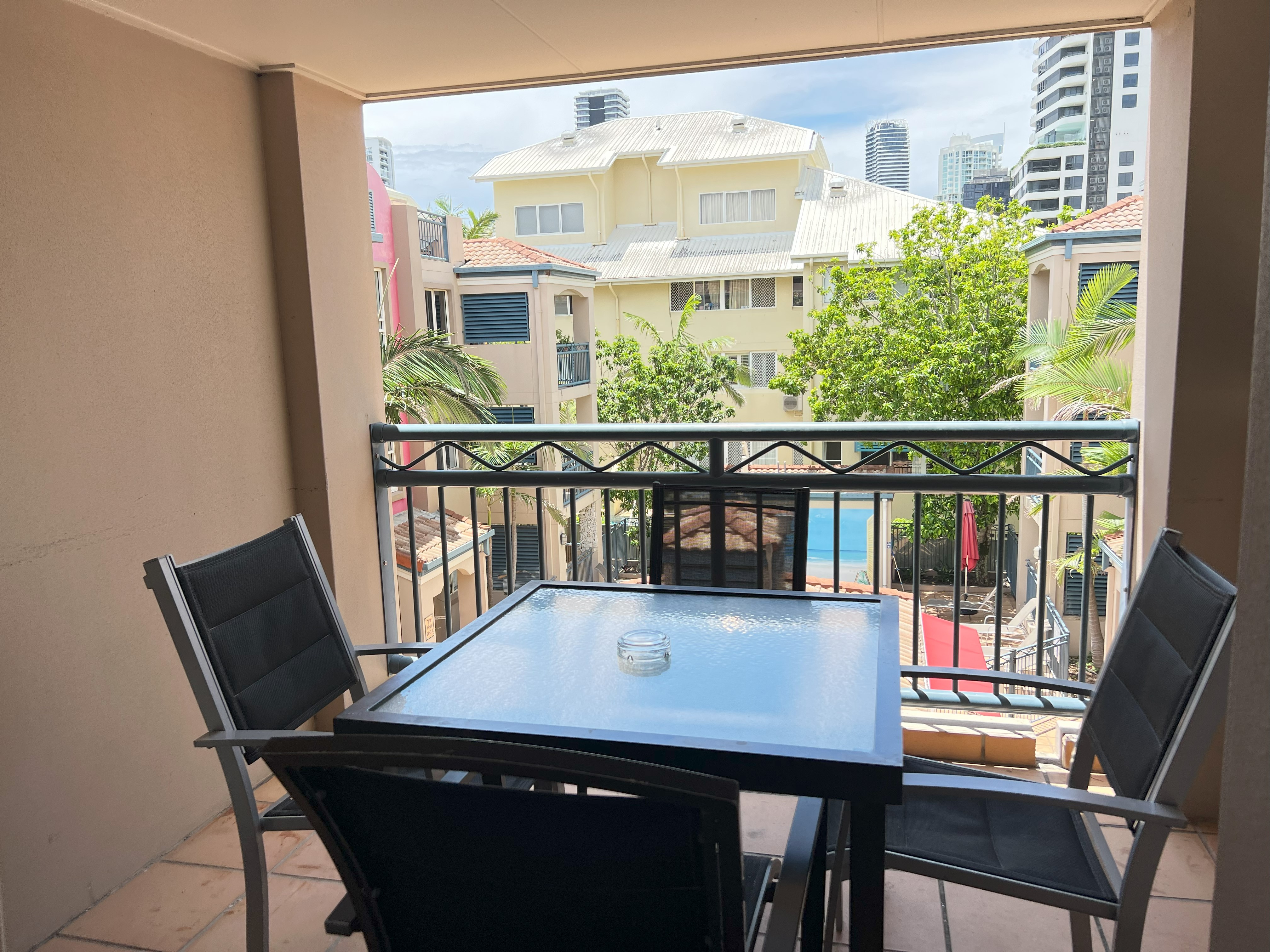 Montego - 2 Bdm Dlx Penthouse Apt with SPA & Bath - Split Level