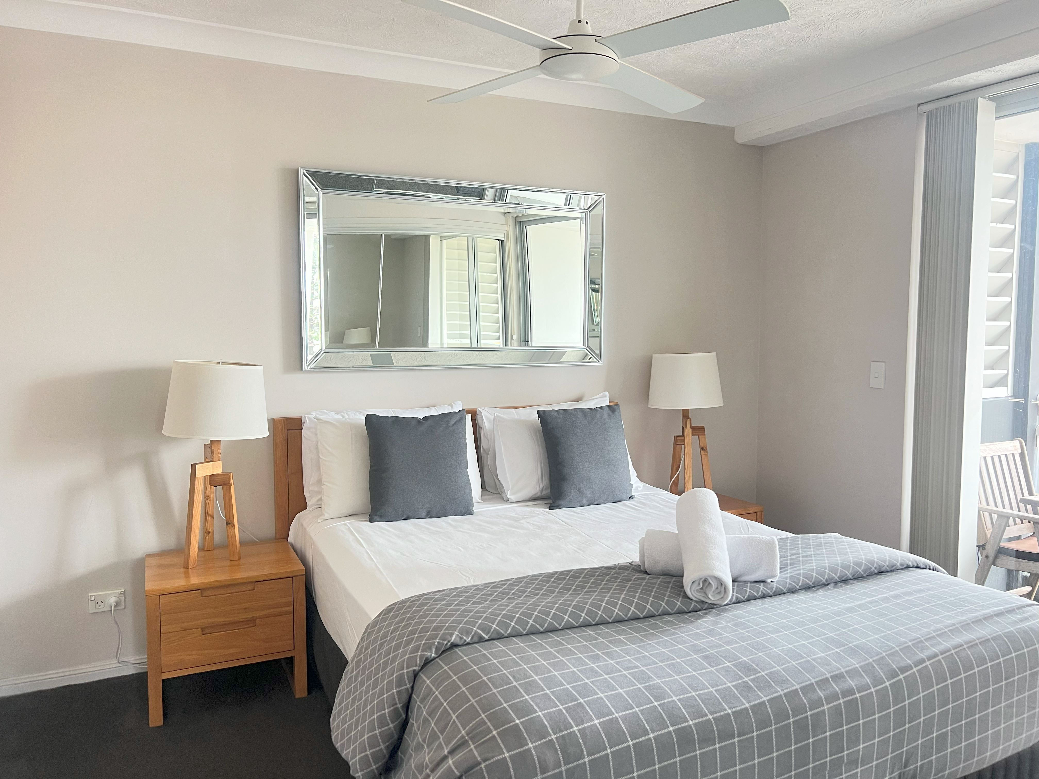 Wharf - 2 Bedroom Ocean View Apartment