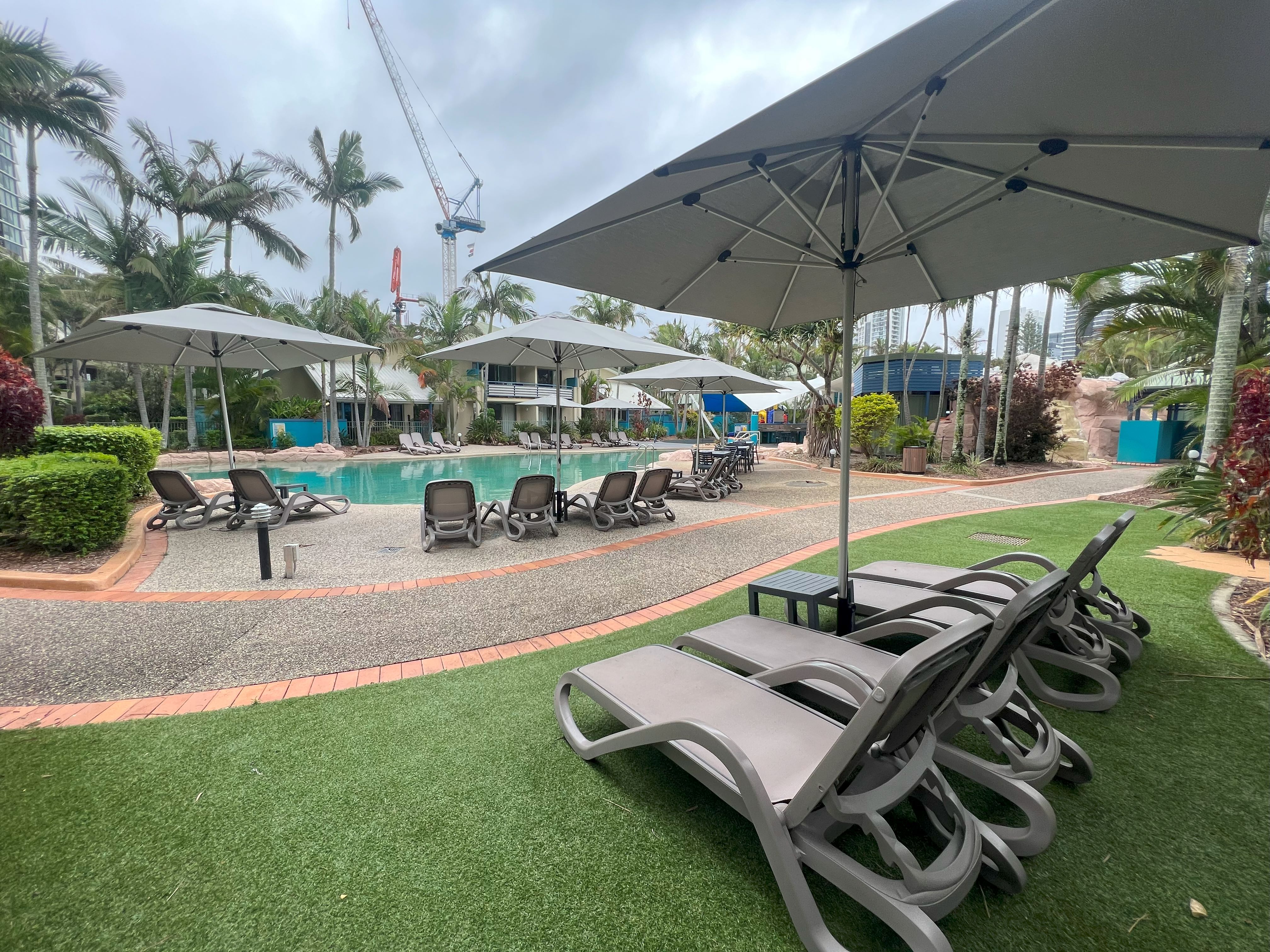 Diamond Beach 2 Bedroom Pool Side