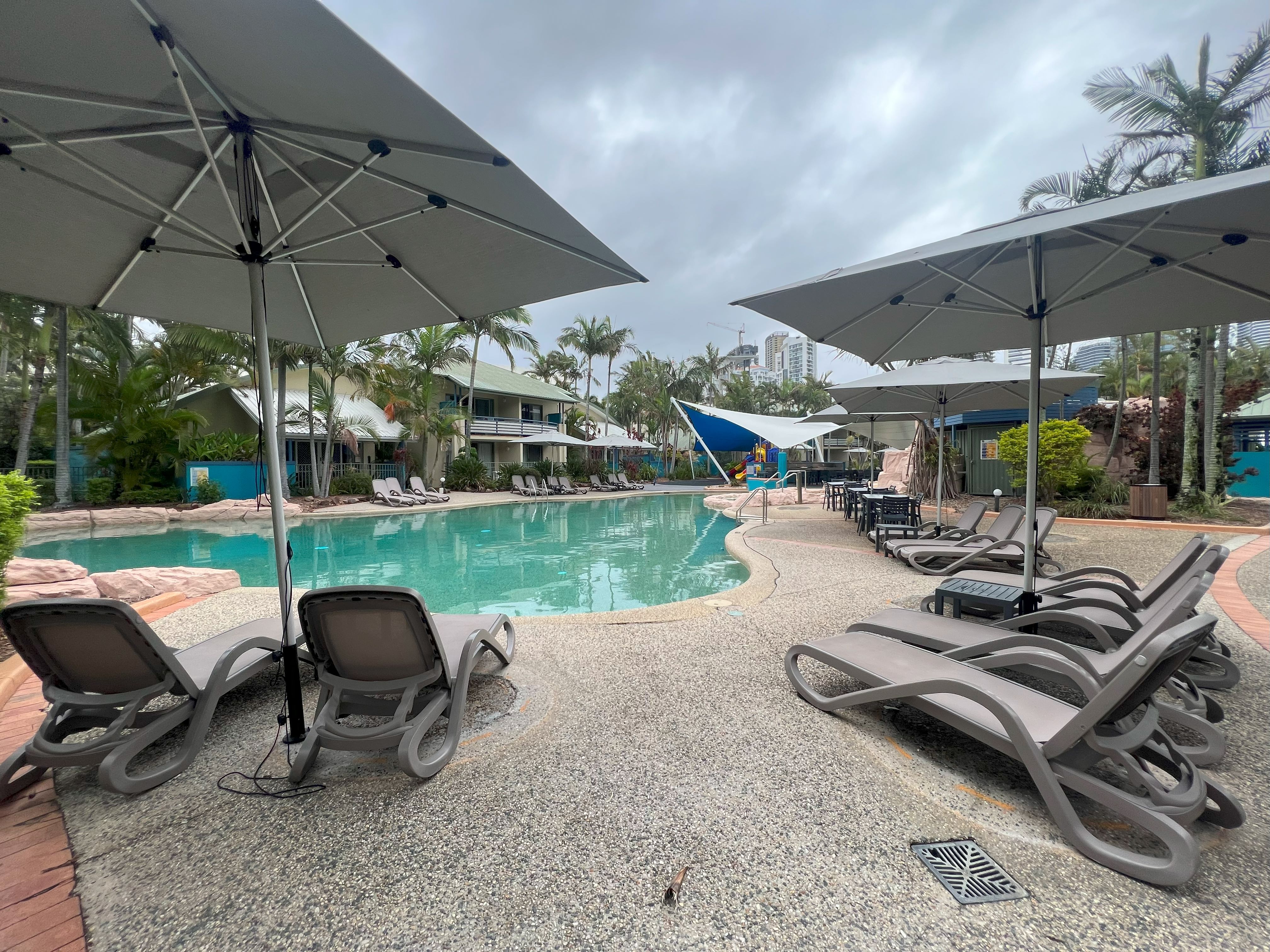 Diamond Beach 2 Bedroom Pool Side
