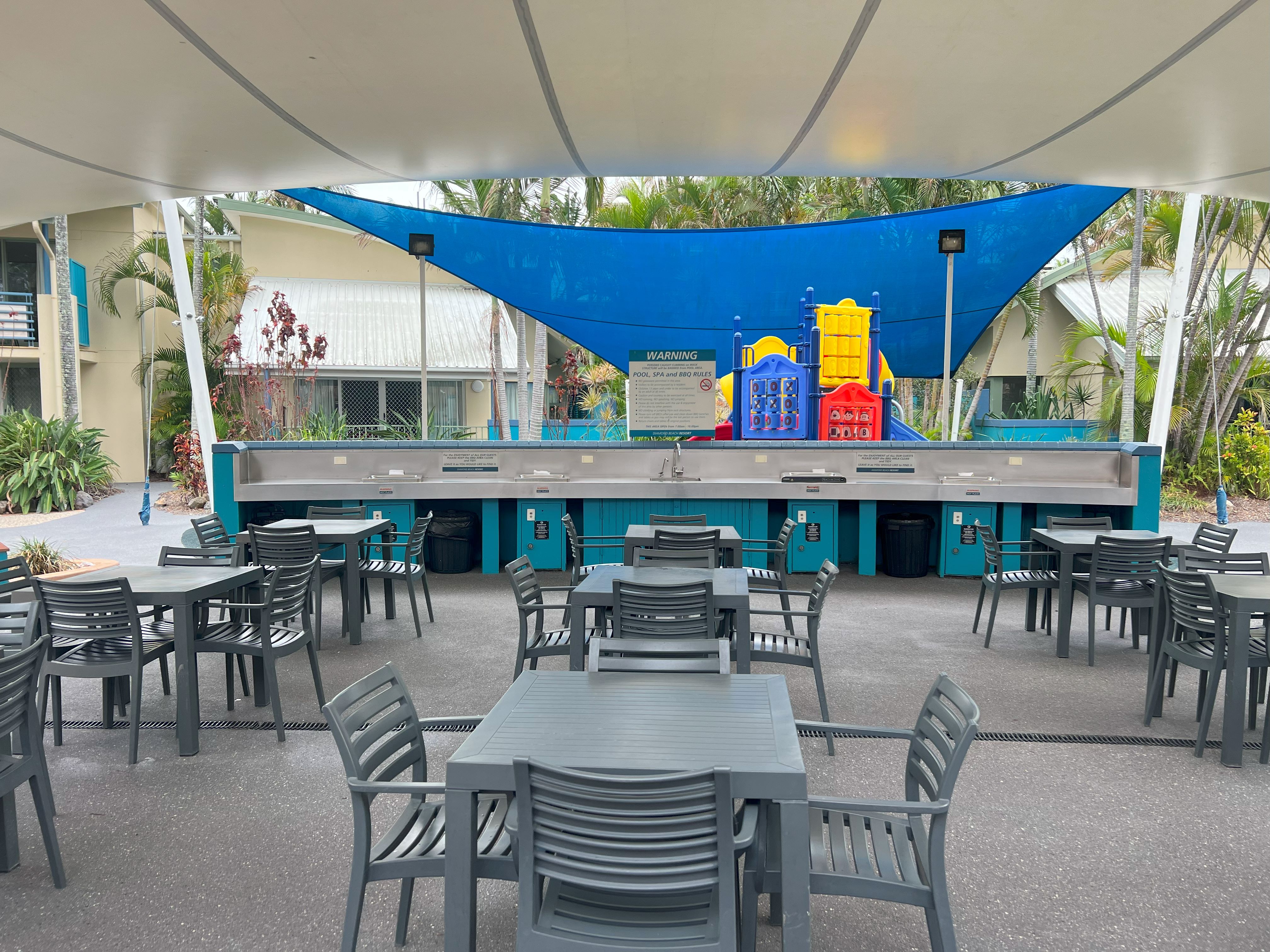 Diamond Beach 2 Bedroom Pool Side