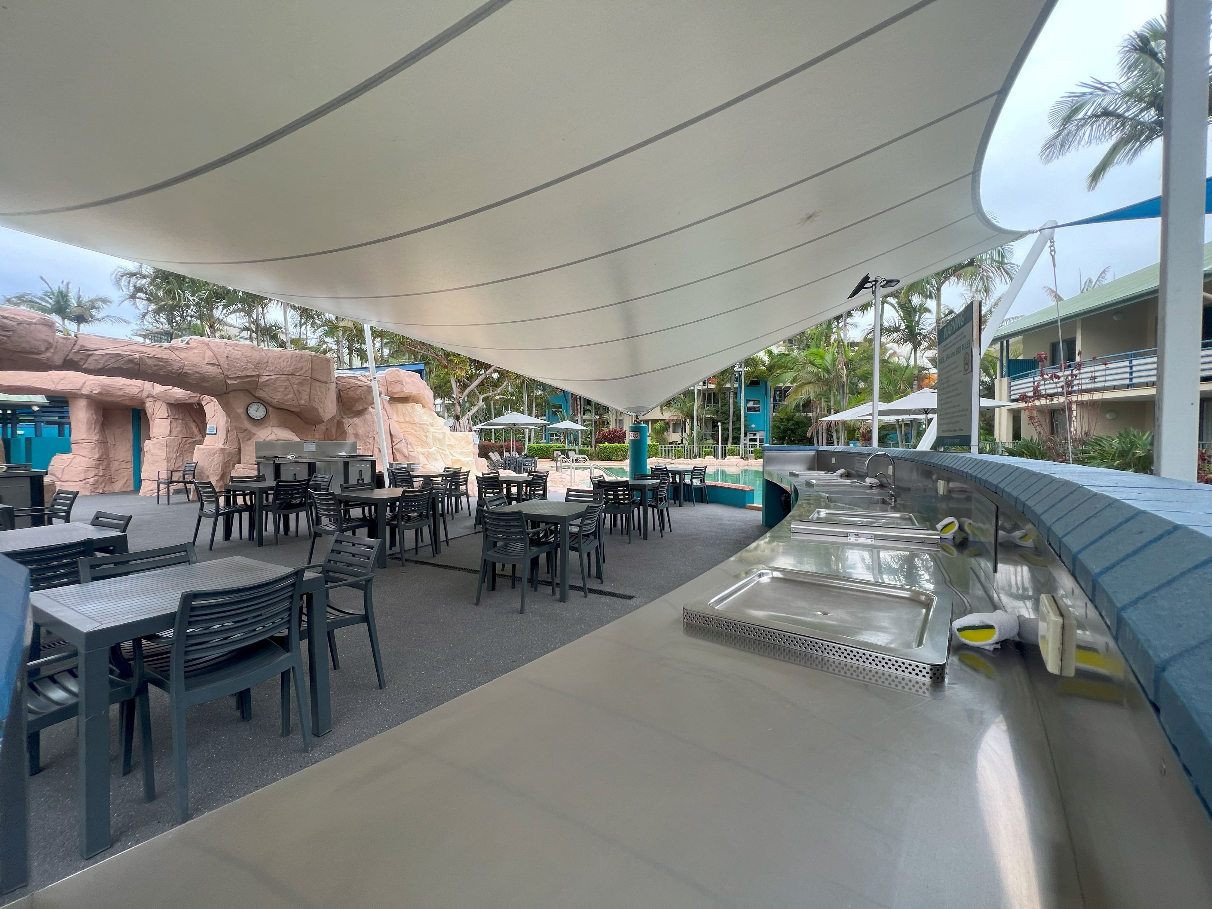 Diamond Beach 2 Bedroom Pool Side