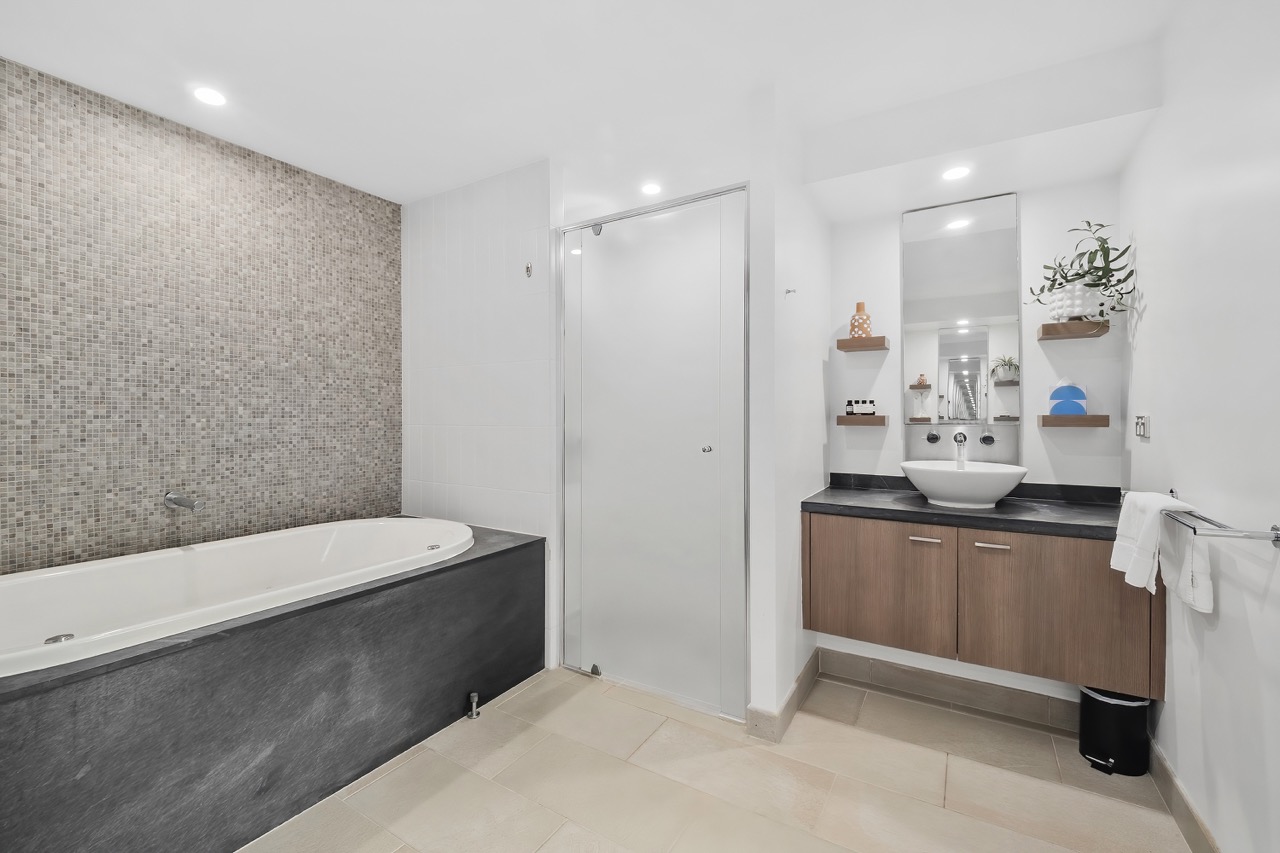 Temple 2 Bedroom 305