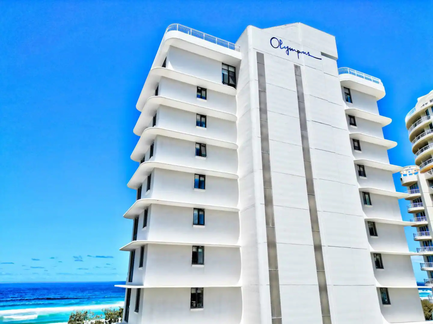 1 Bedroom Standard Apartment (Higher Floor)