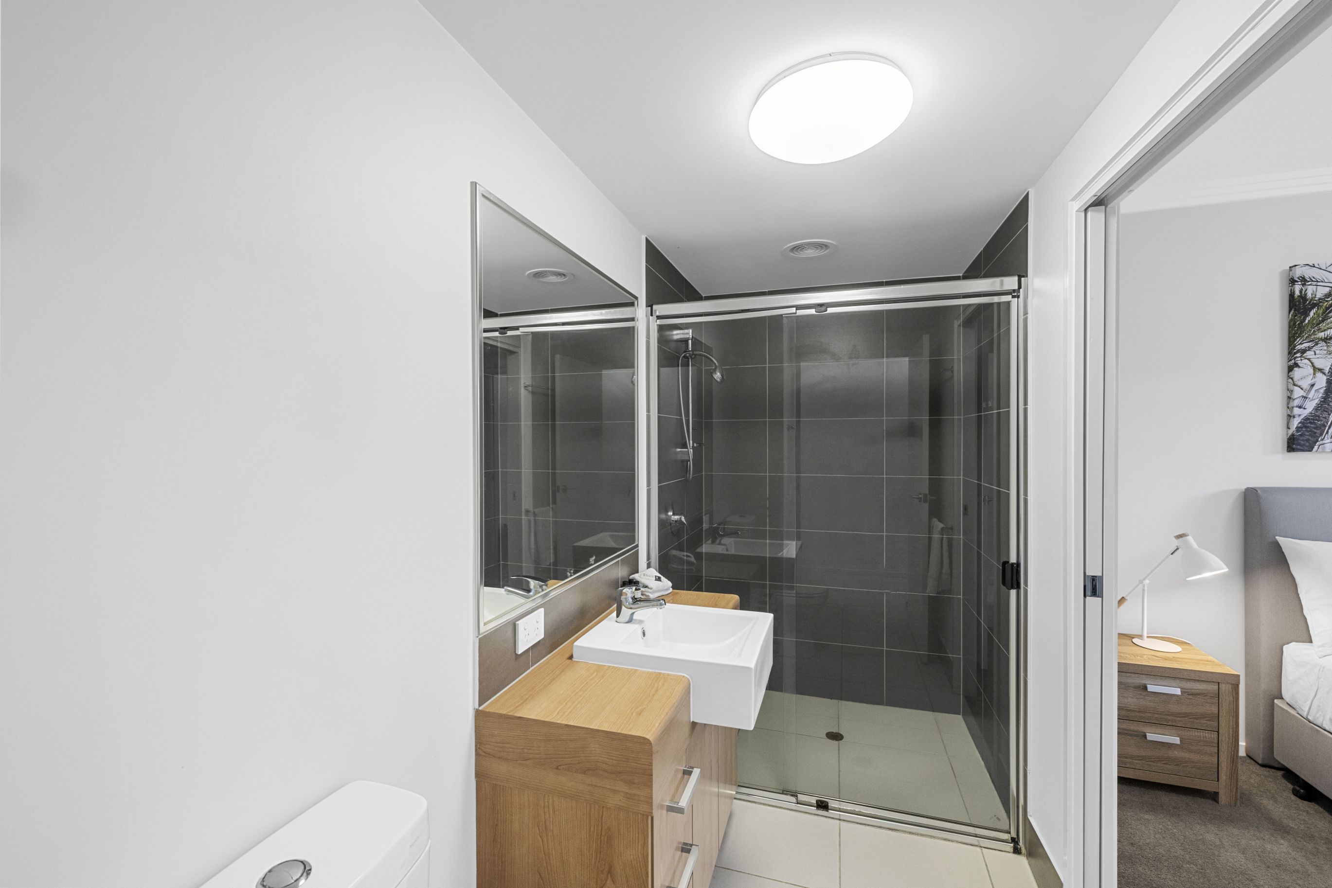 One Bedroom Apartment