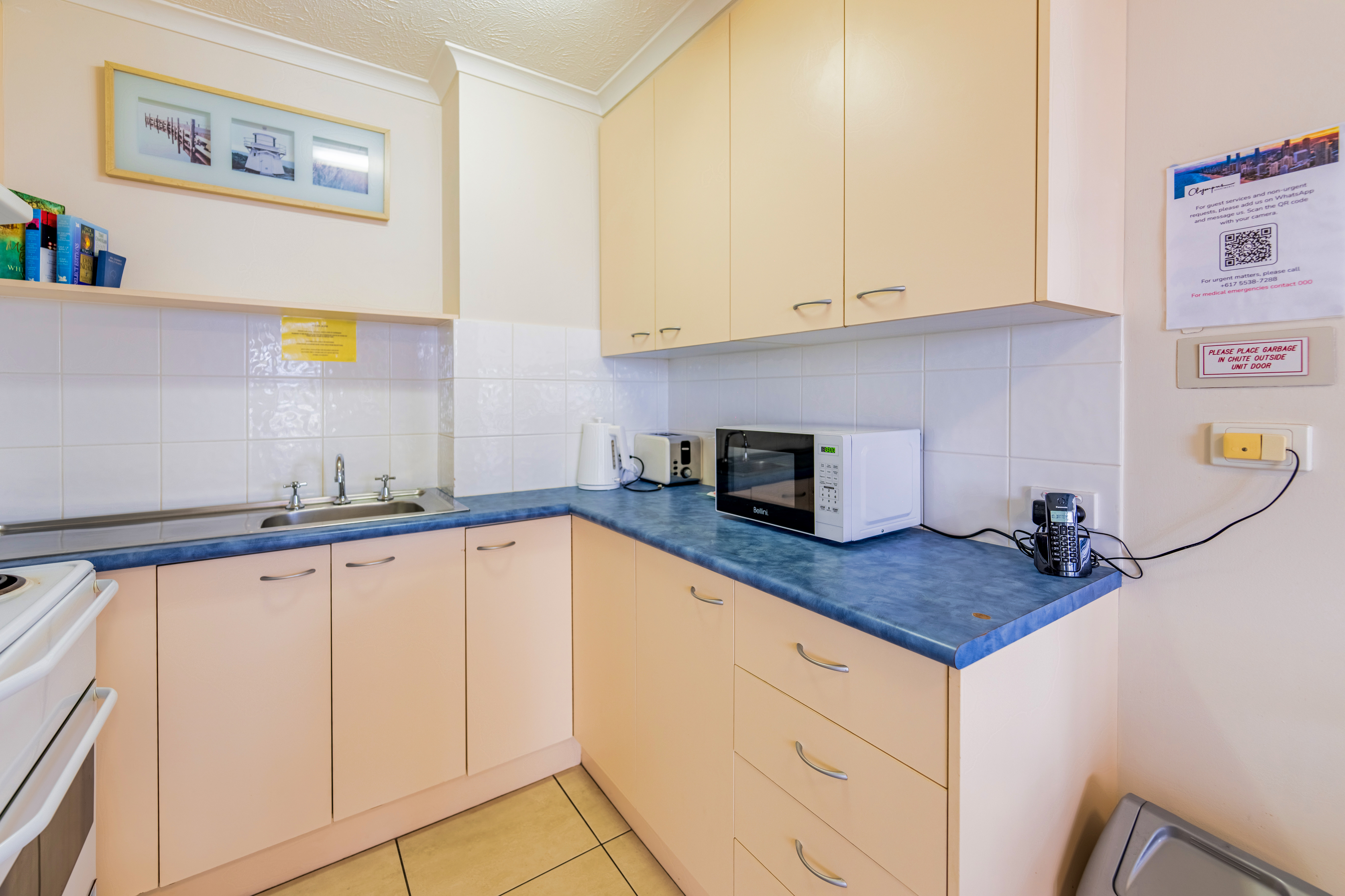 1 Bedroom Ground Apartment