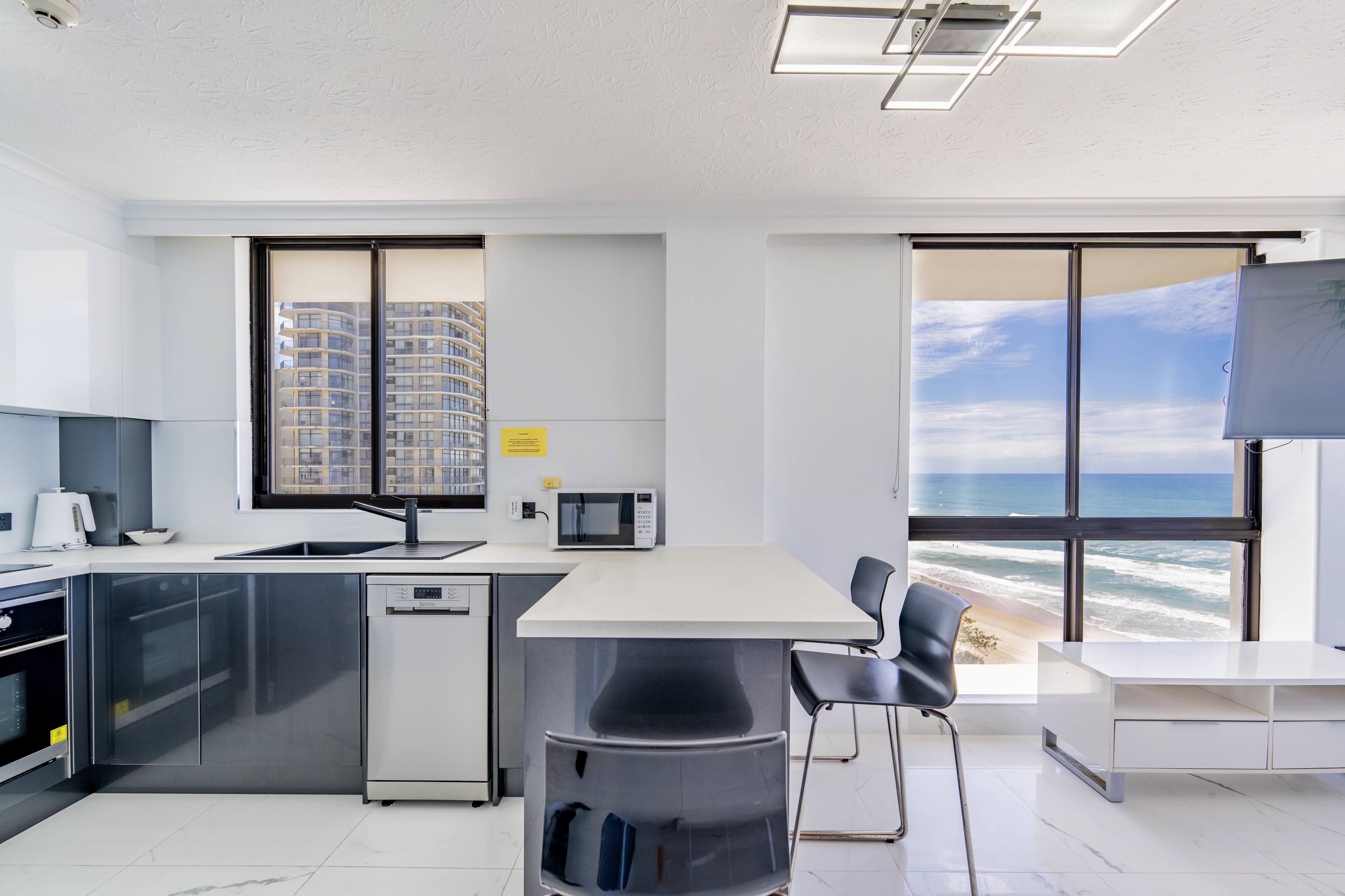 1 Bedroom Deluxe Apartment
