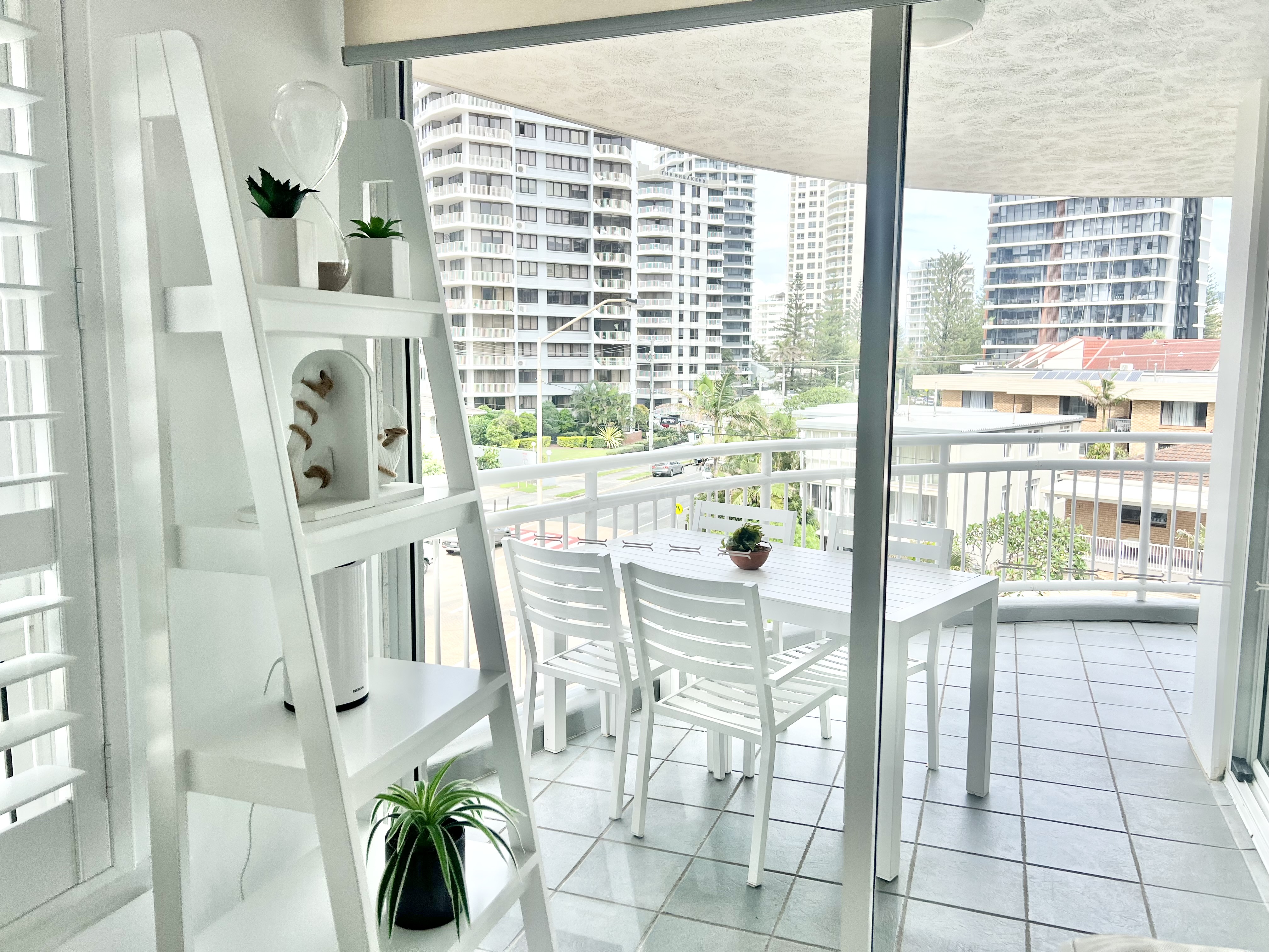 Wharf - 2 Bedroom Executive Apartment