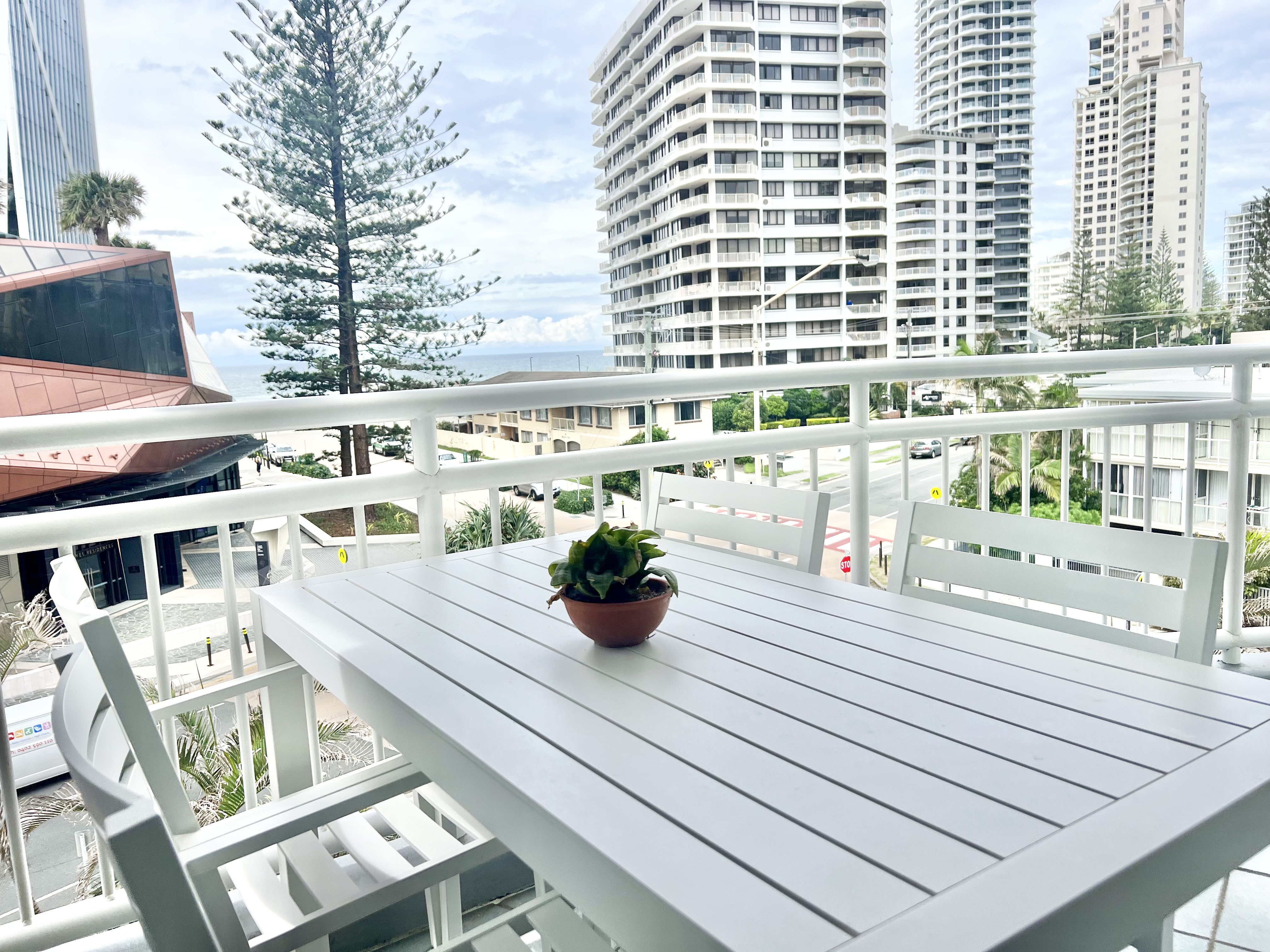 Wharf - 2 Bedroom Executive Apartment