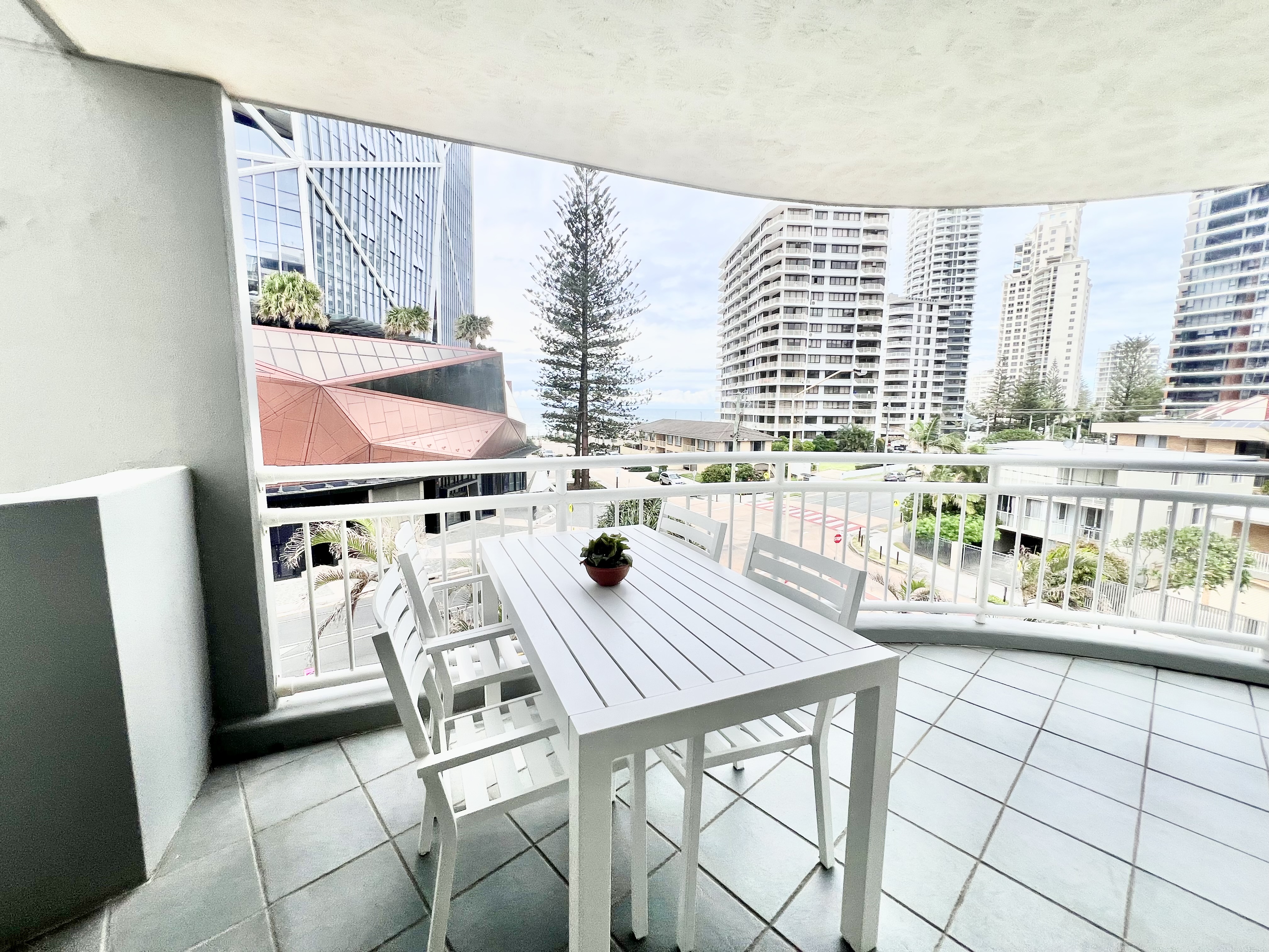 Wharf - 2 Bedroom Executive Apartment