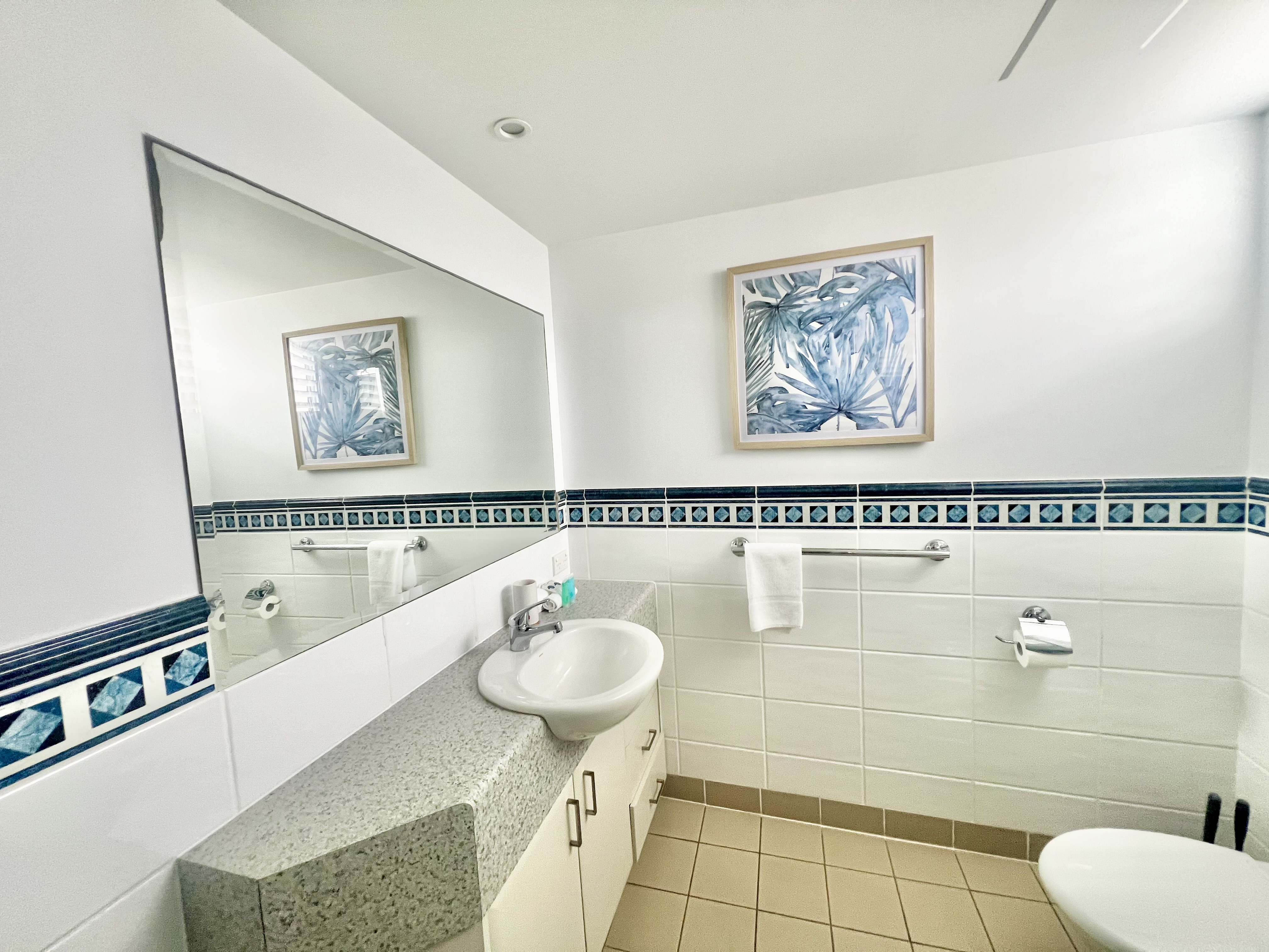 Wharf - 2 Bedroom Executive Apartment