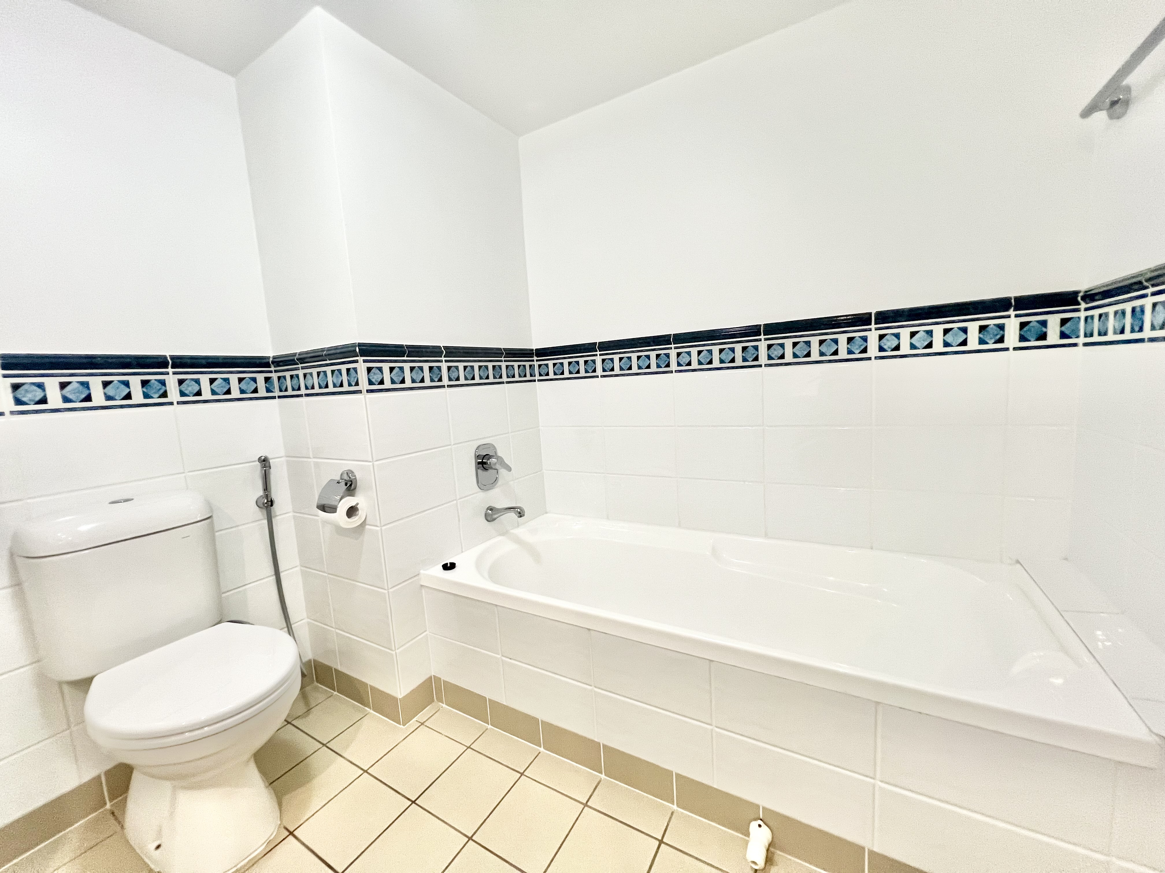 Wharf - 2 Bedroom Executive Apartment