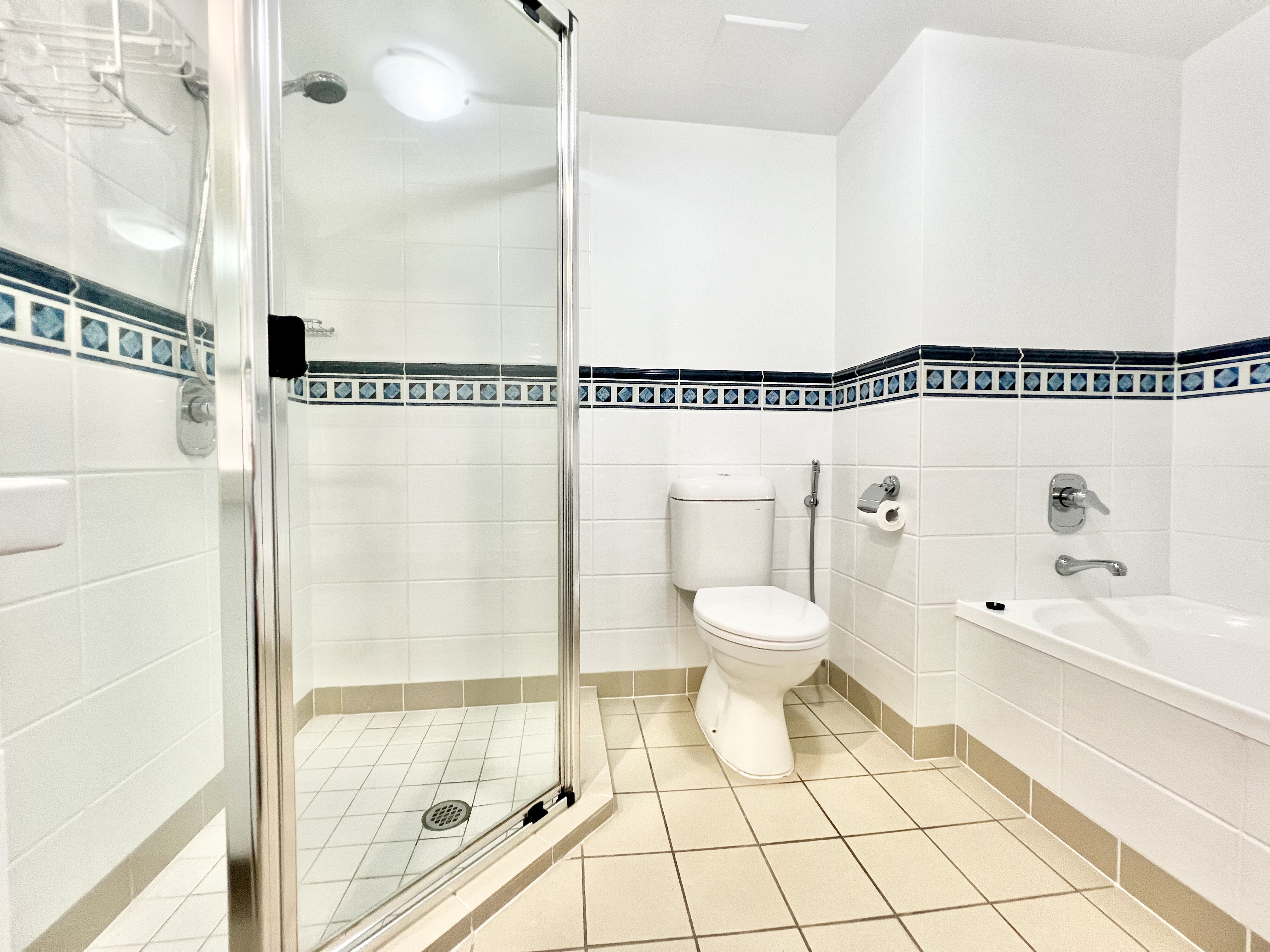 Wharf - 2 Bedroom Executive Apartment