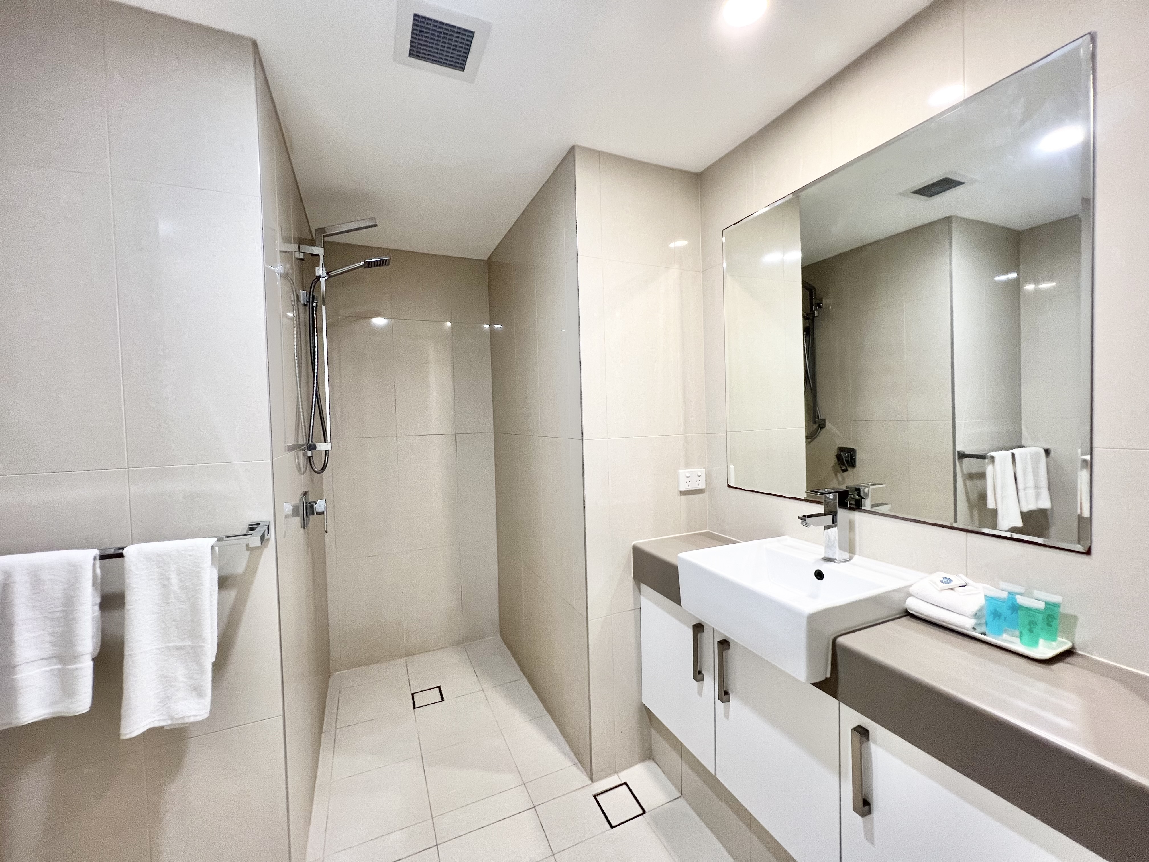 Diamond Beach 4 Bedroom Penthouse
