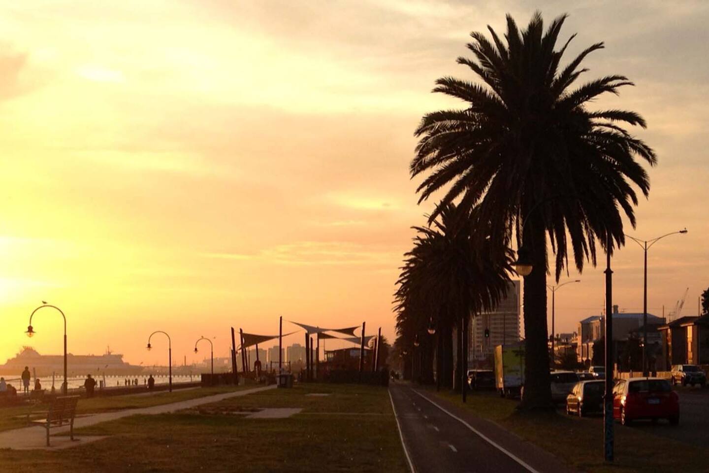 Albert Park Beach