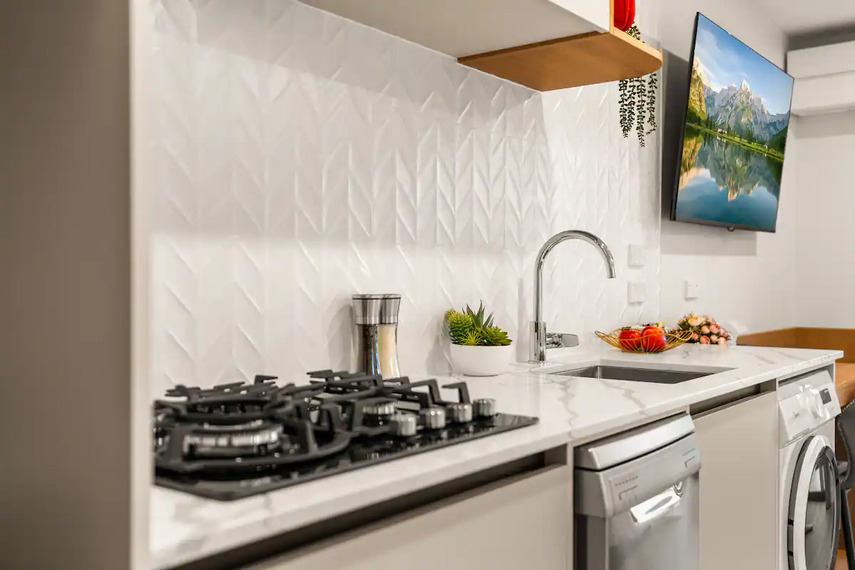 New stylish 1bedroom 1living /premium studio/Unit1